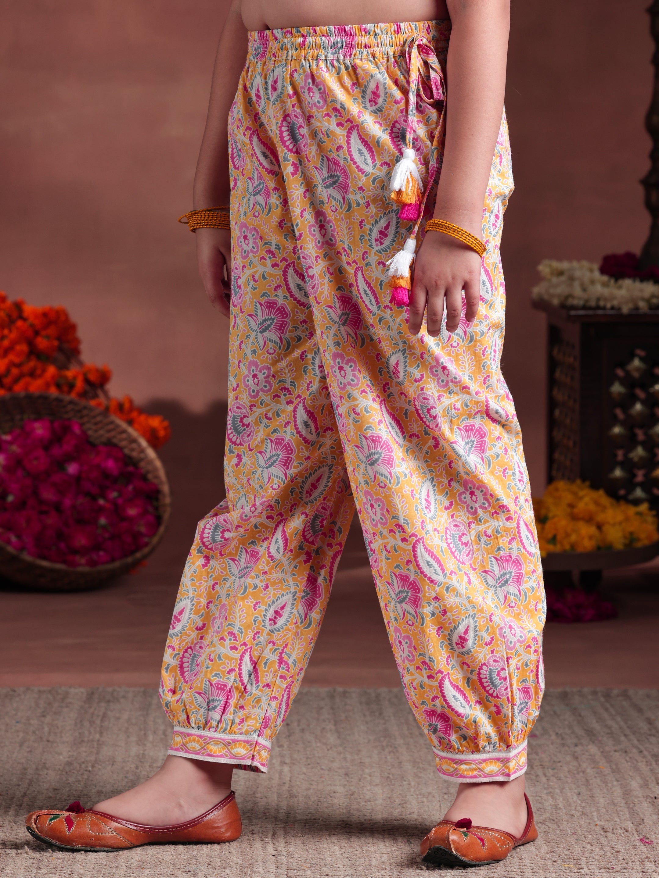 Kids Pink Printed Cotton Straight Suit With Dupatta