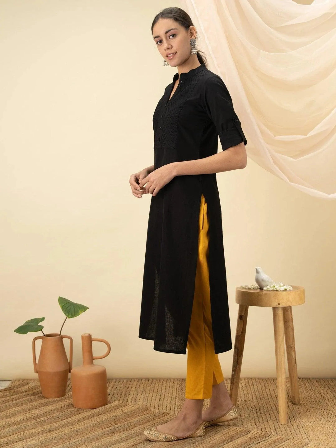 Black Solid Cotton Kurta - ShopLibas