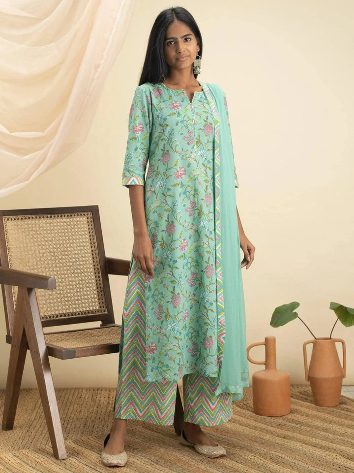 Green Printed Cotton Suit Set - ShopLibas