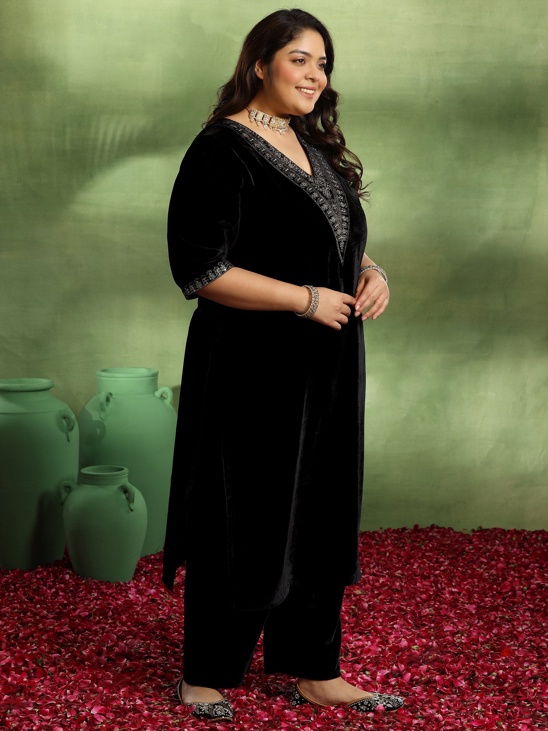 Plus Size Black Yoke Design Velvet Straight Suit With Dupatta