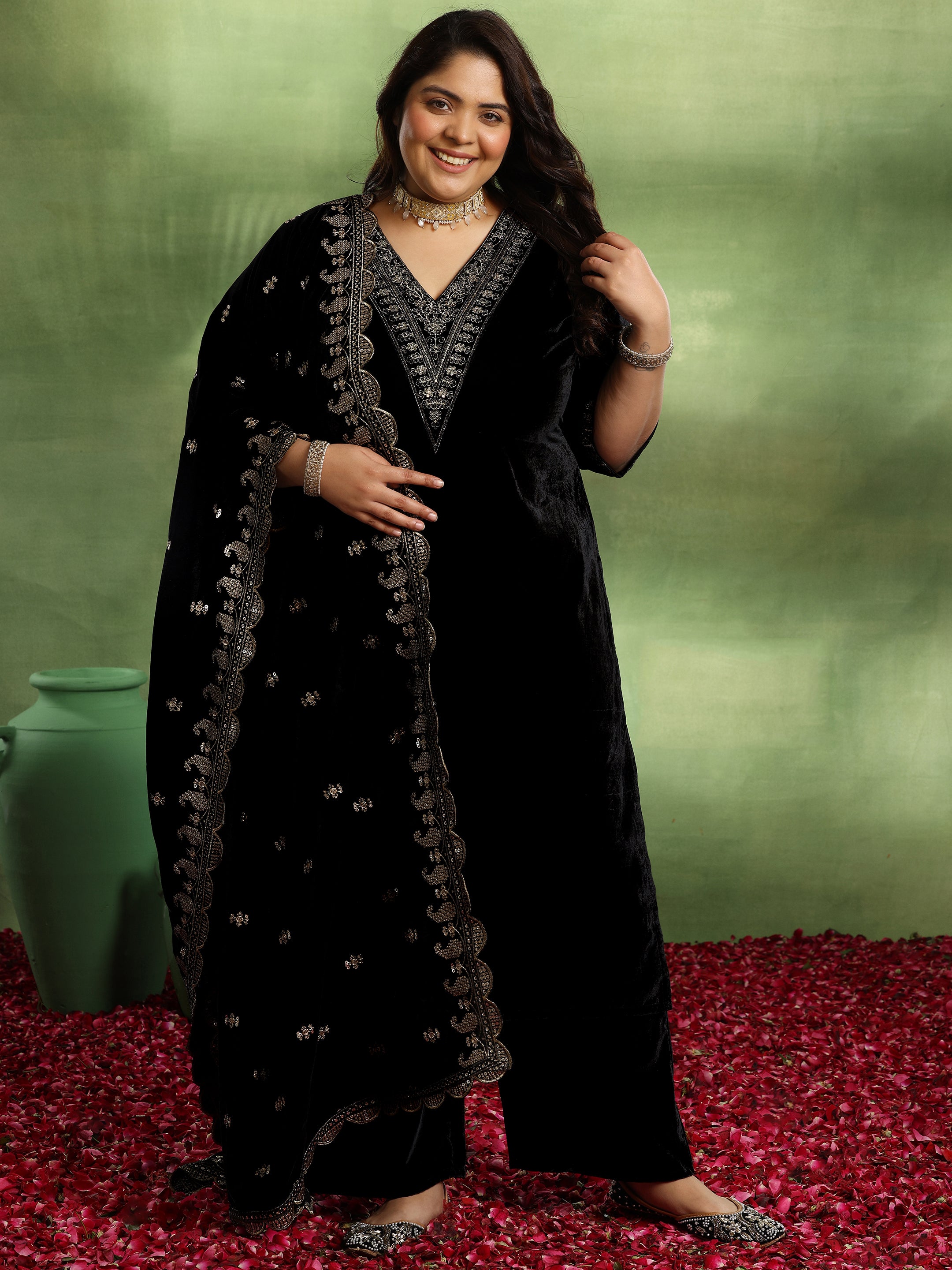 Plus Size Black Yoke Design Velvet Straight Suit With Dupatta