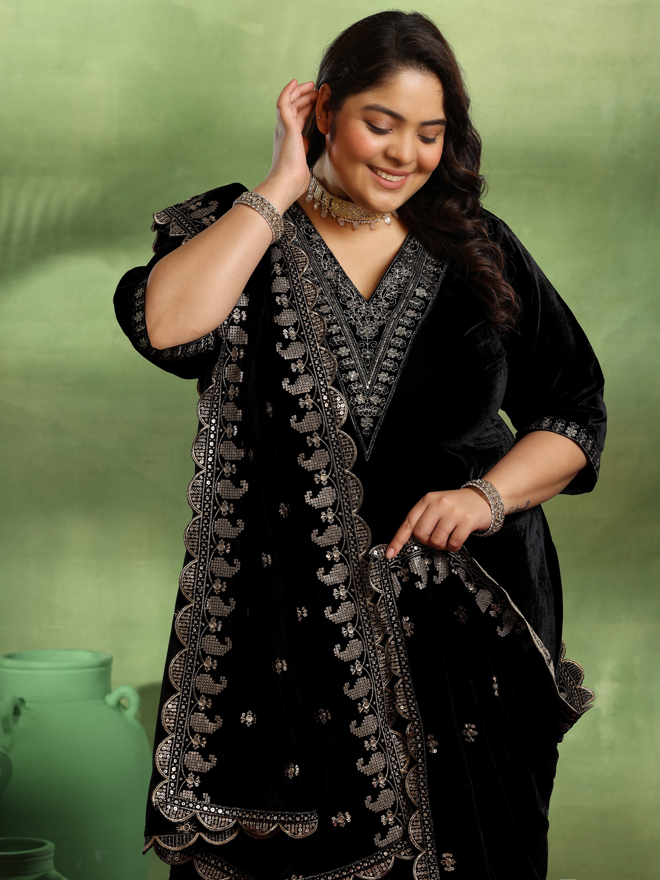 Plus Size Black Yoke Design Velvet Straight Suit With Dupatta