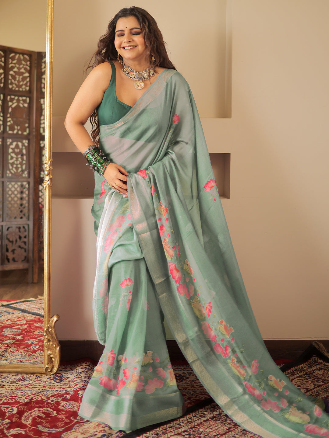 Green Printed Silk Blend Saree With Unstitched Blouse Piece