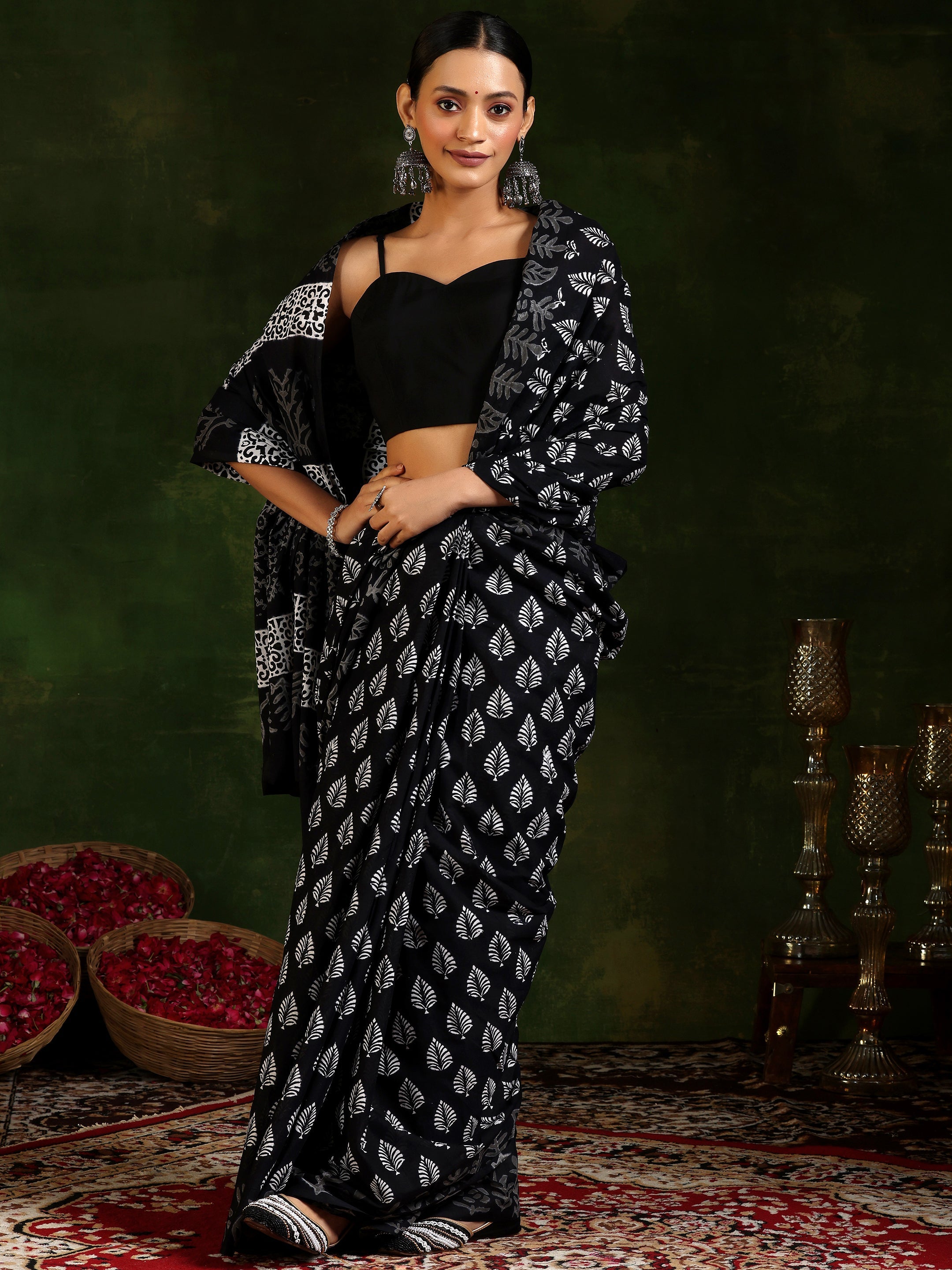 Black Printed Cotton Saree With Unstitched Blouse Piece