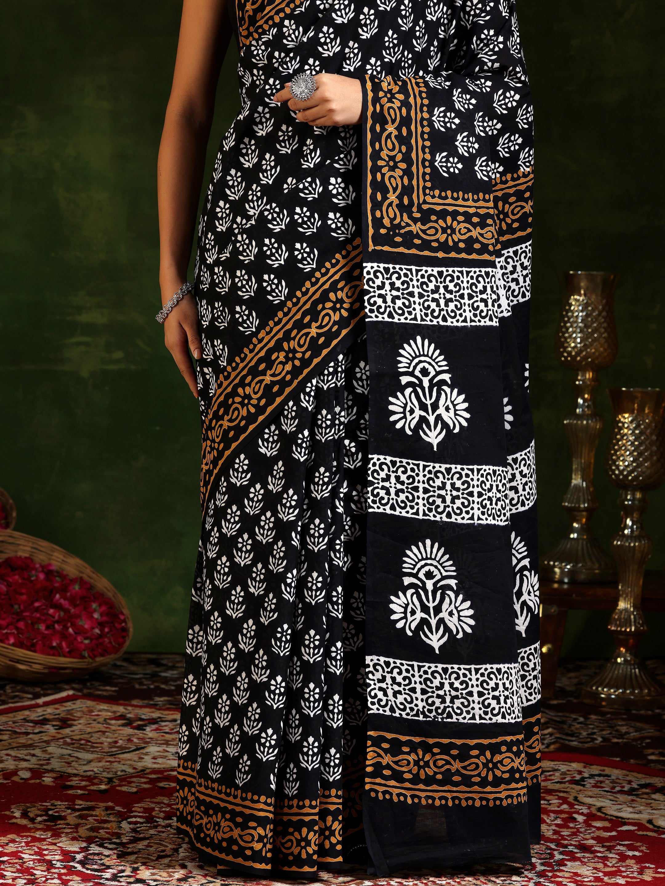 Black Printed Cotton Saree With Unstitched Blouse Piece