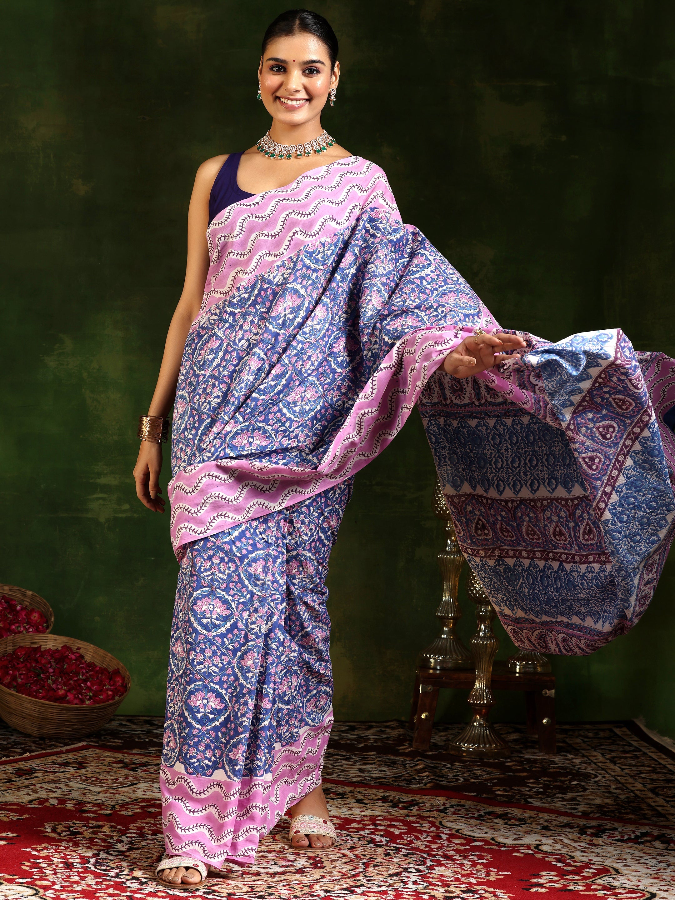 Blue Printed Cotton Saree With Unstitched Blouse Piece