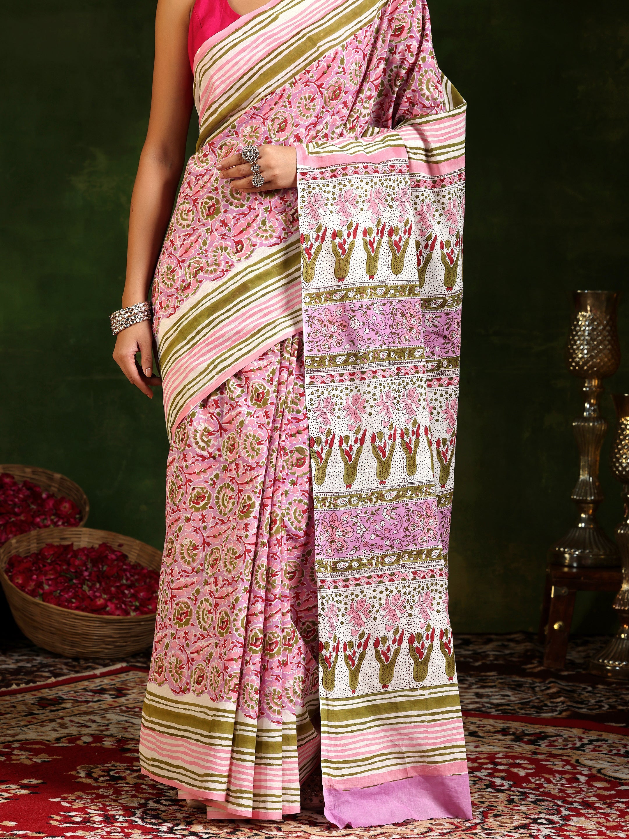 Lavender Printed Cotton Saree With Unstitched Blouse Piece