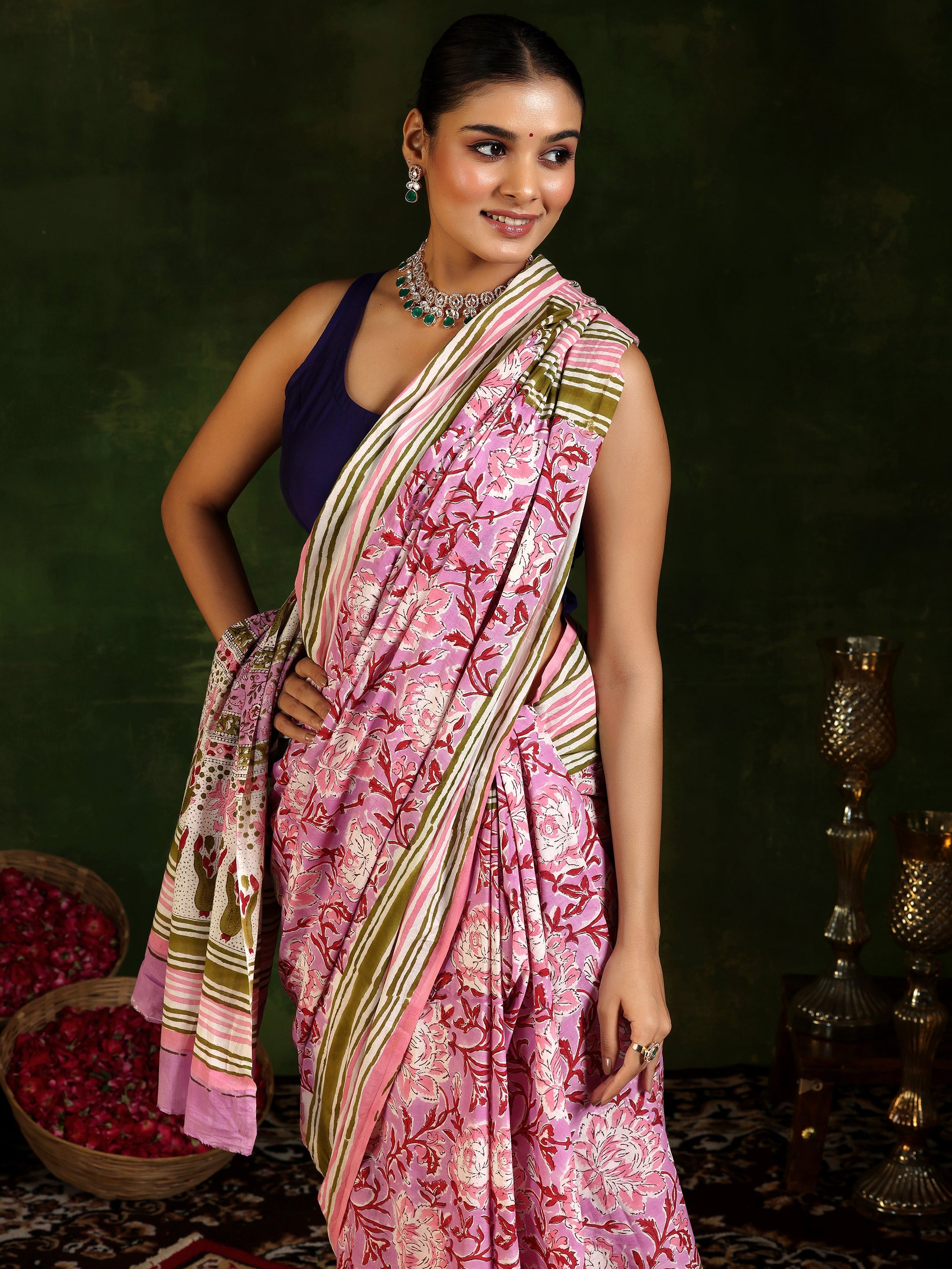 Lavender Printed Cotton Saree With Unstitched Blouse Piece