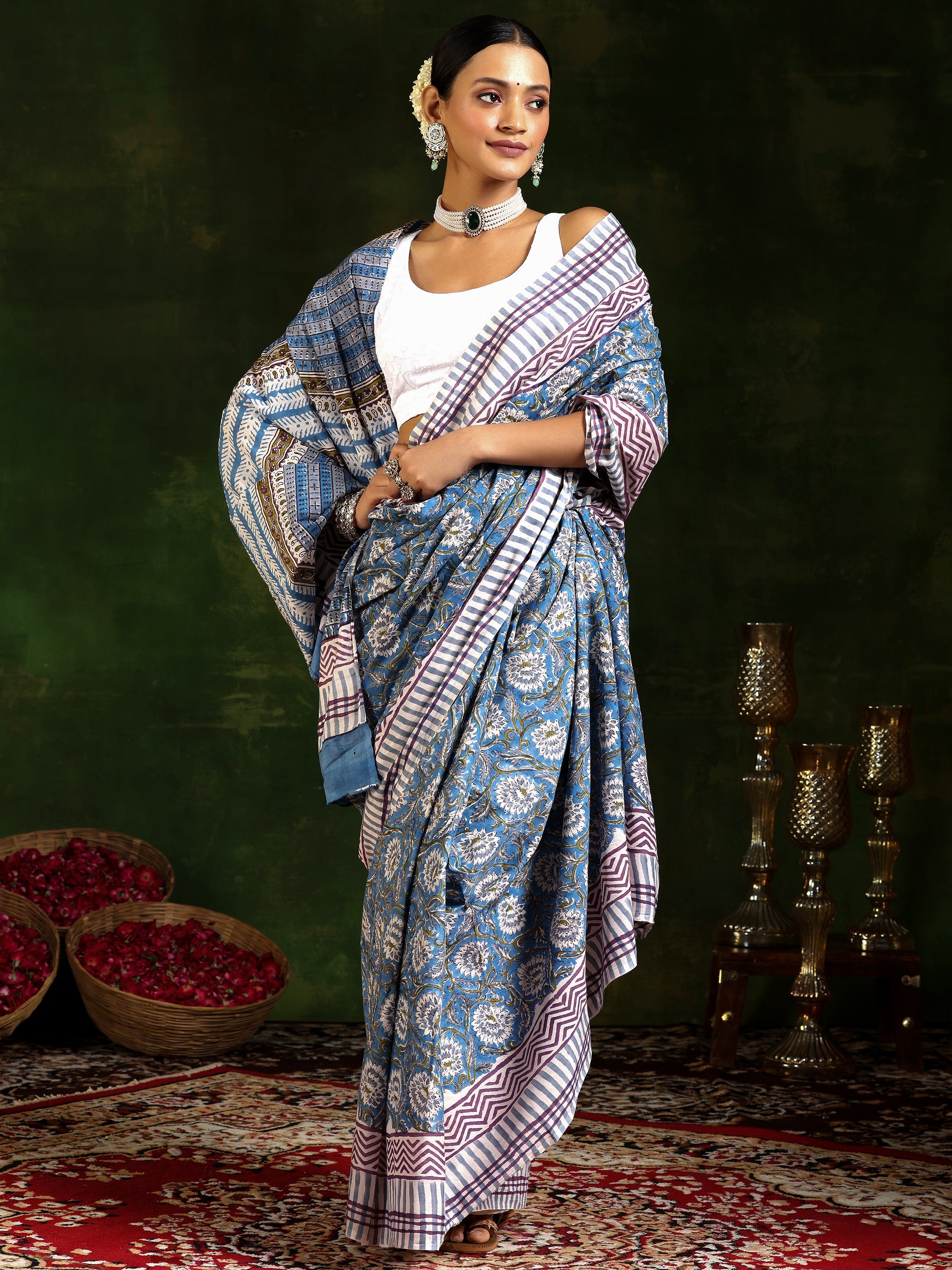 Blue Printed Cotton Saree With Unstitched Blouse Piece