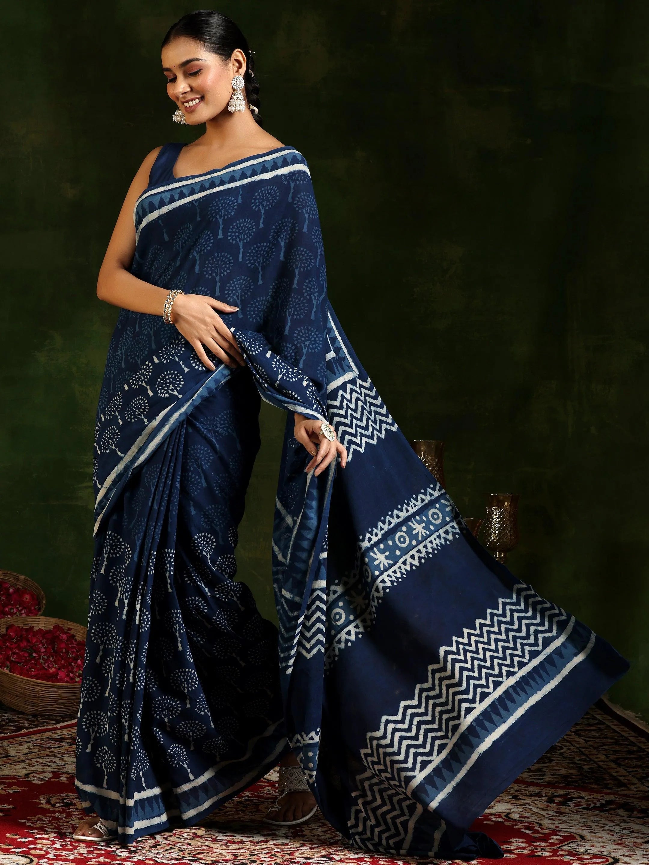 Indigo Printed Cotton Saree With Unstitched Blouse Piece