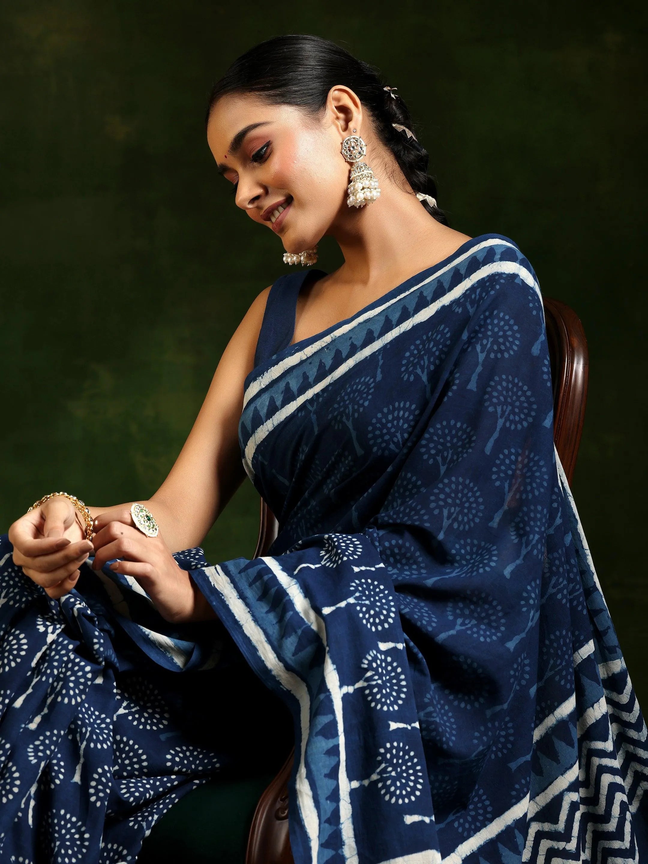 Indigo Printed Cotton Saree With Unstitched Blouse Piece