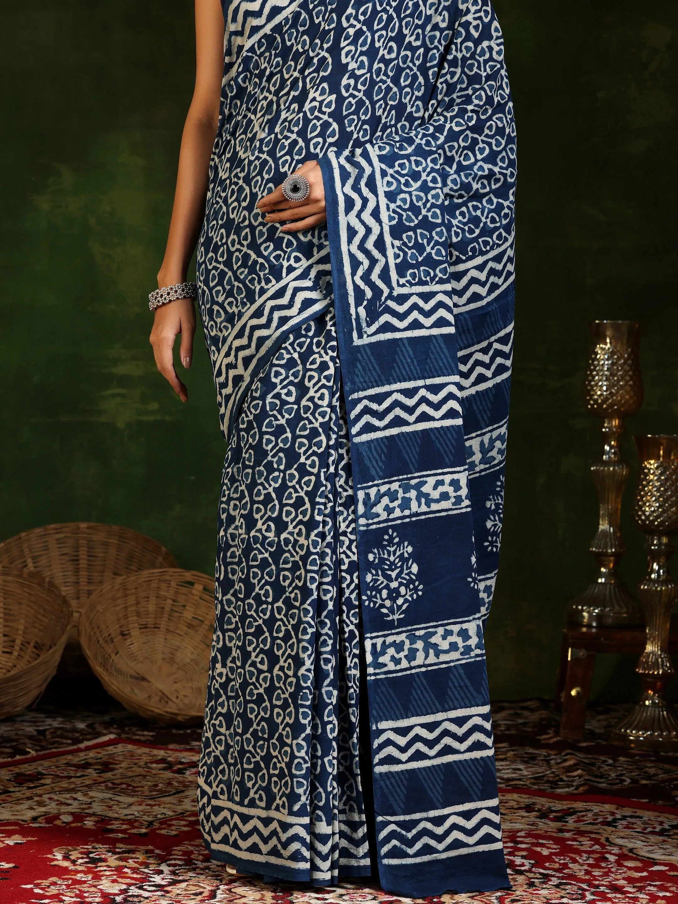 Indigo Printed Cotton Saree With Unstitched Blouse Piece