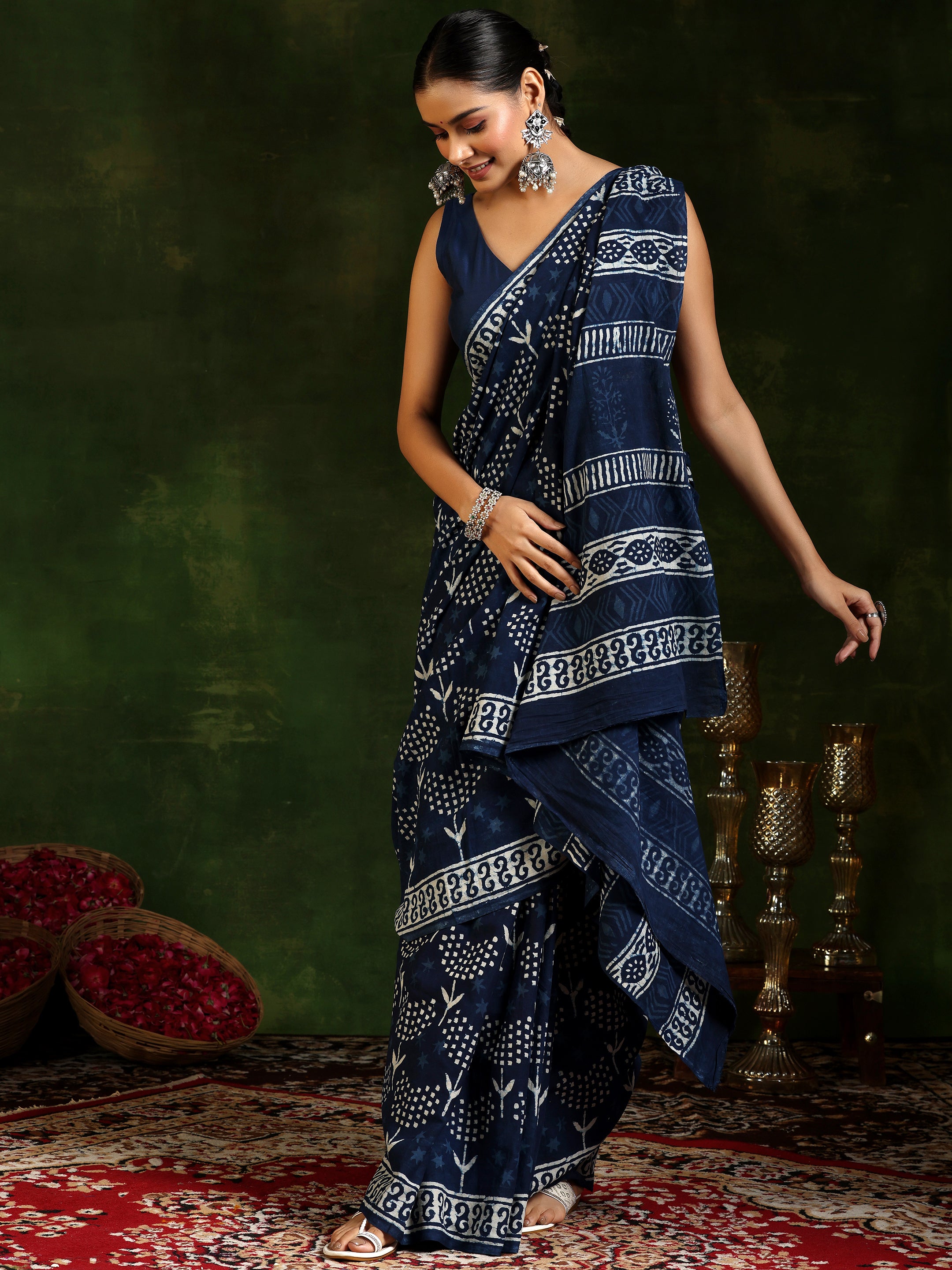 Indigo Printed Cotton Saree With Unstitched Blouse Piece