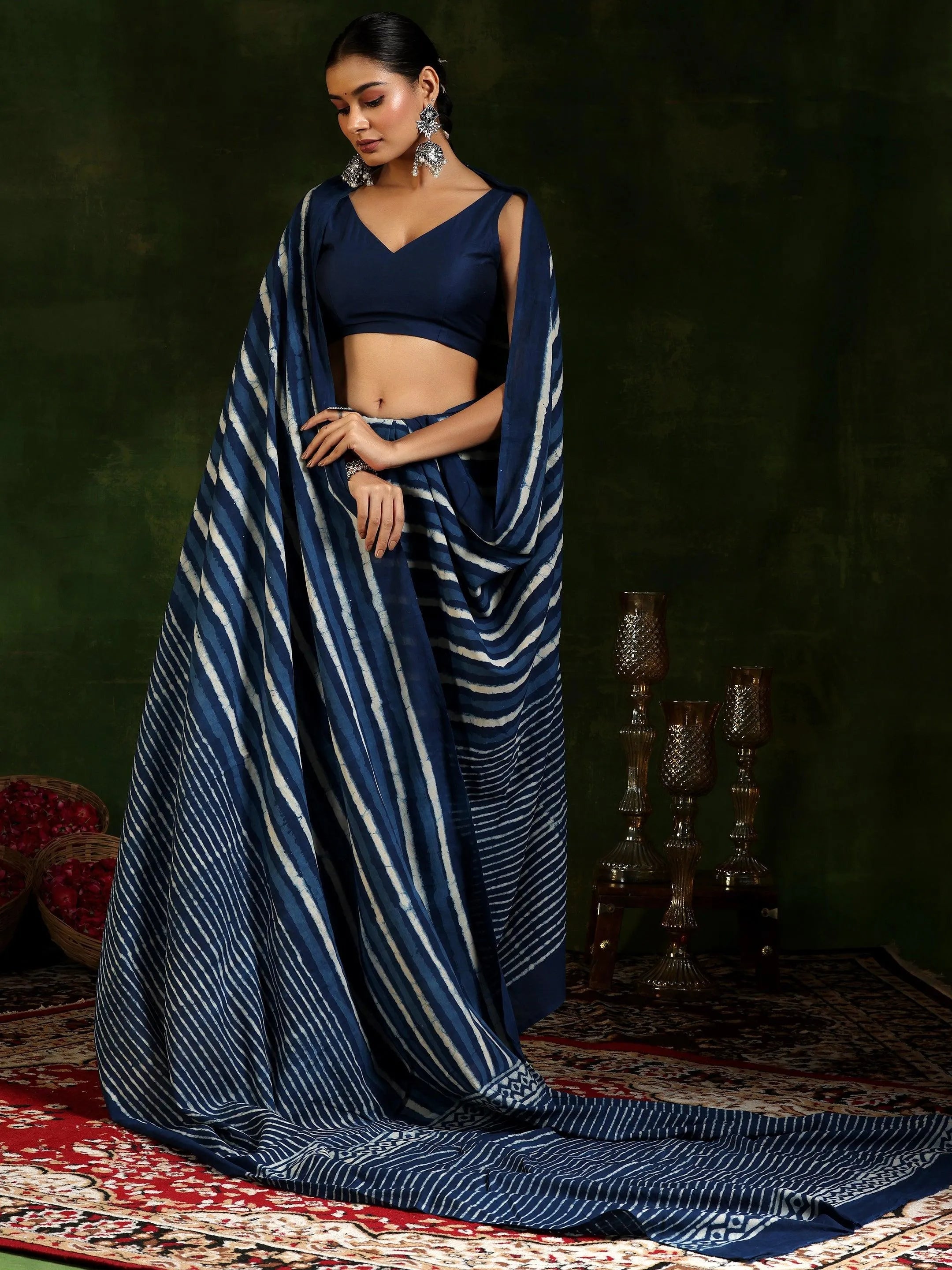 Indigo Printed Cotton Saree With Unstitched Blouse Piece