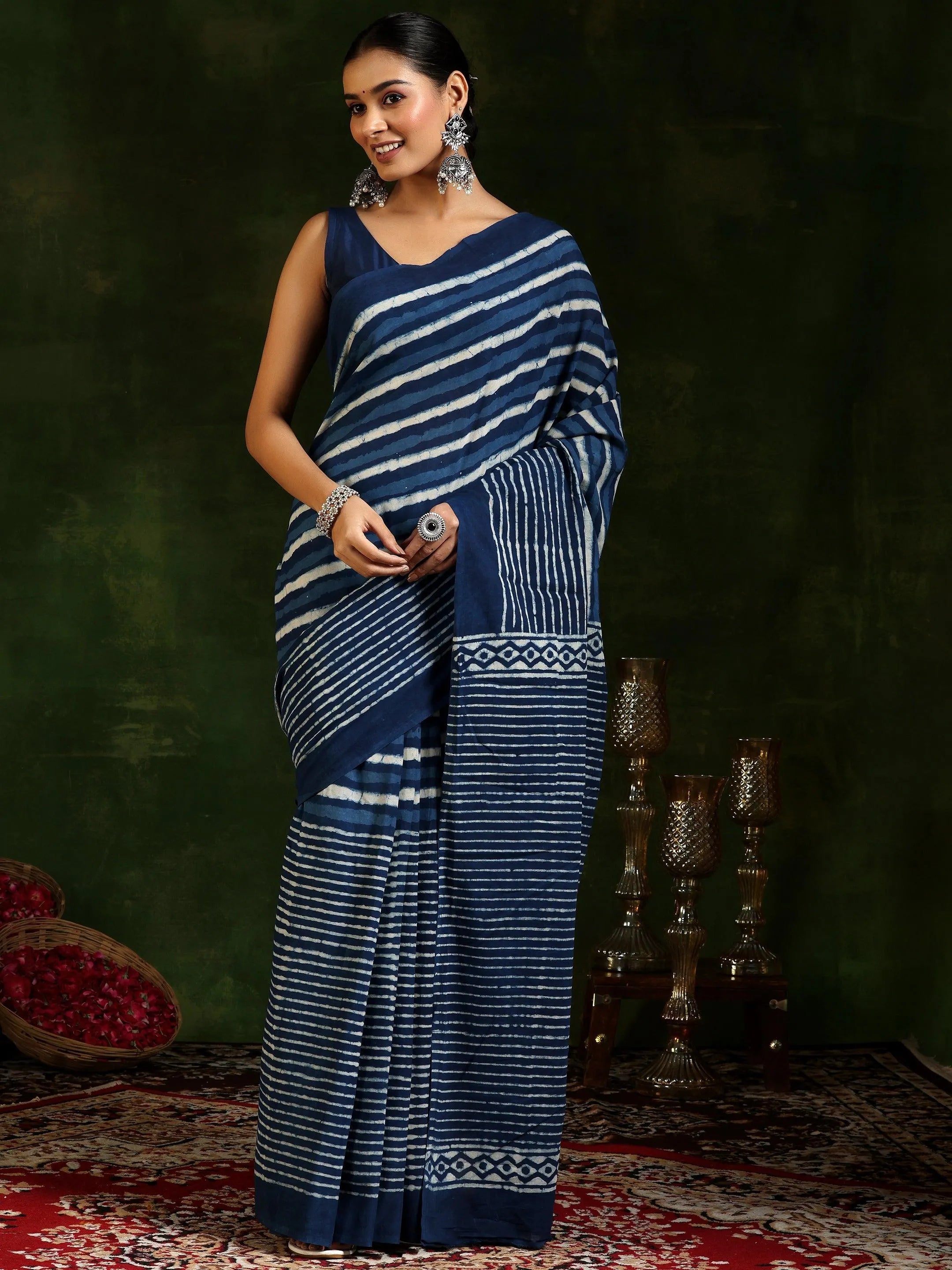 Indigo Printed Cotton Saree With Unstitched Blouse Piece