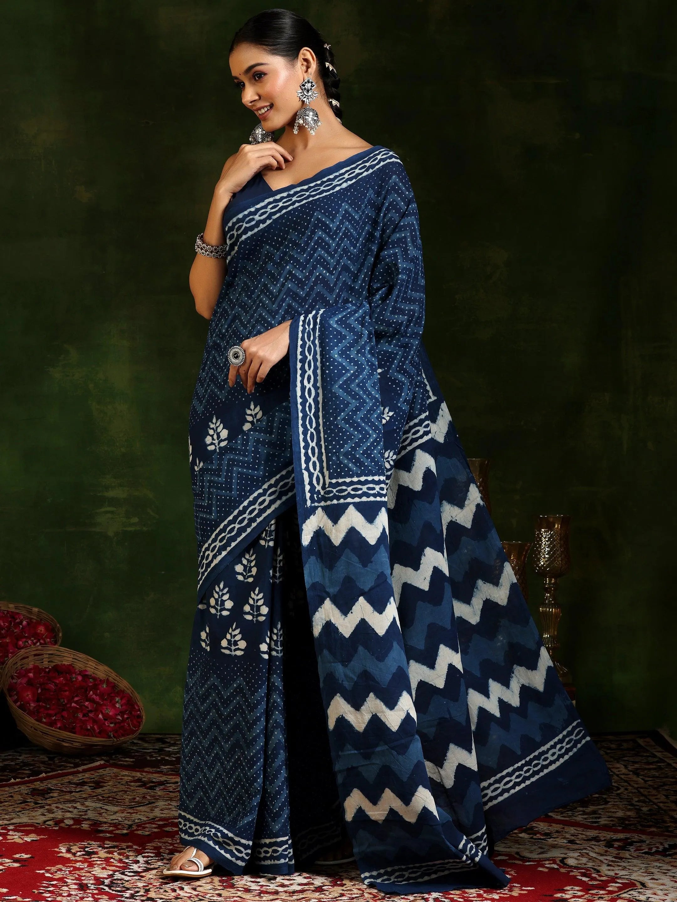 Indigo Printed Cotton Saree With Unstitched Blouse Piece