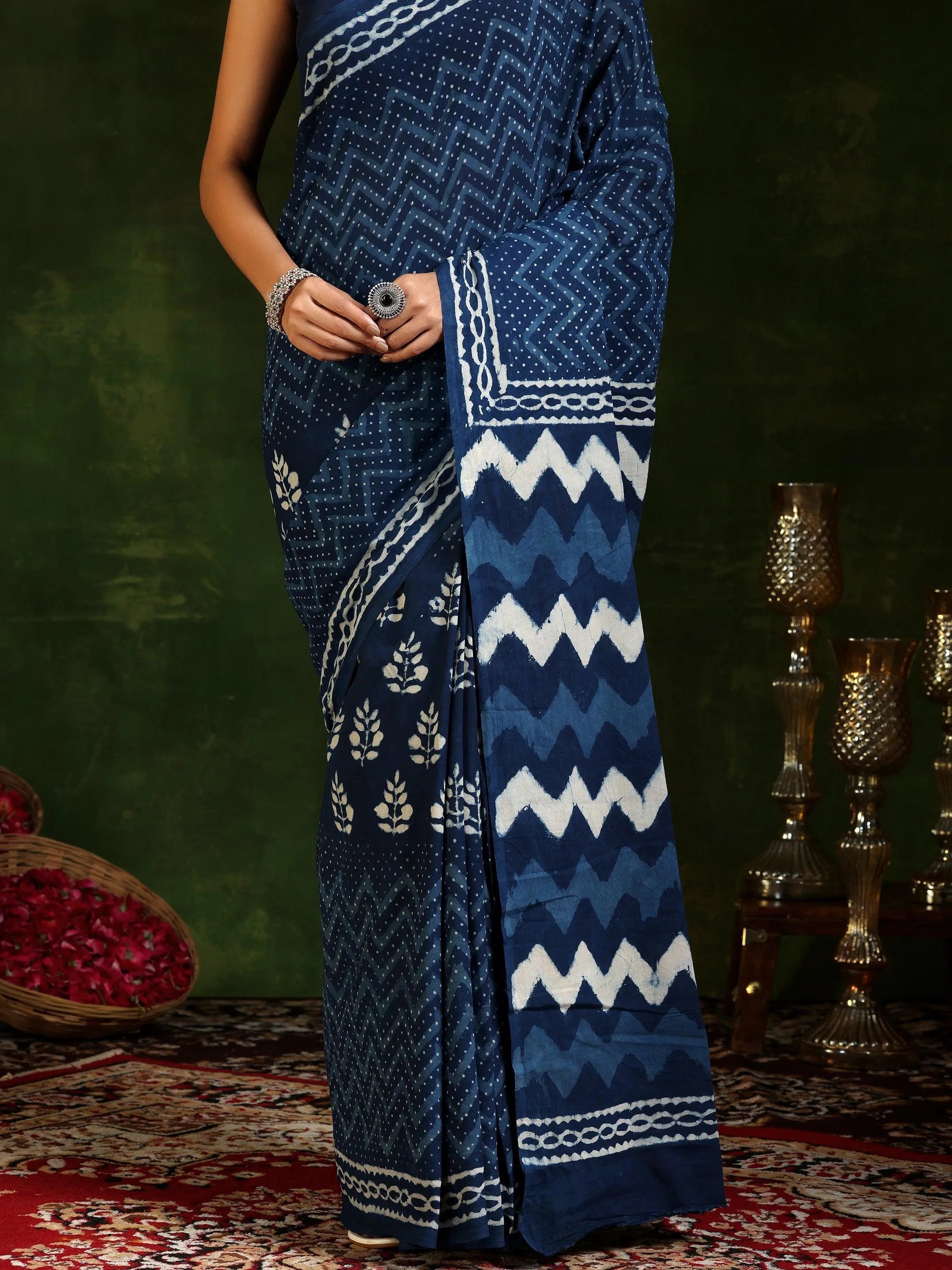 Indigo Printed Cotton Saree With Unstitched Blouse Piece