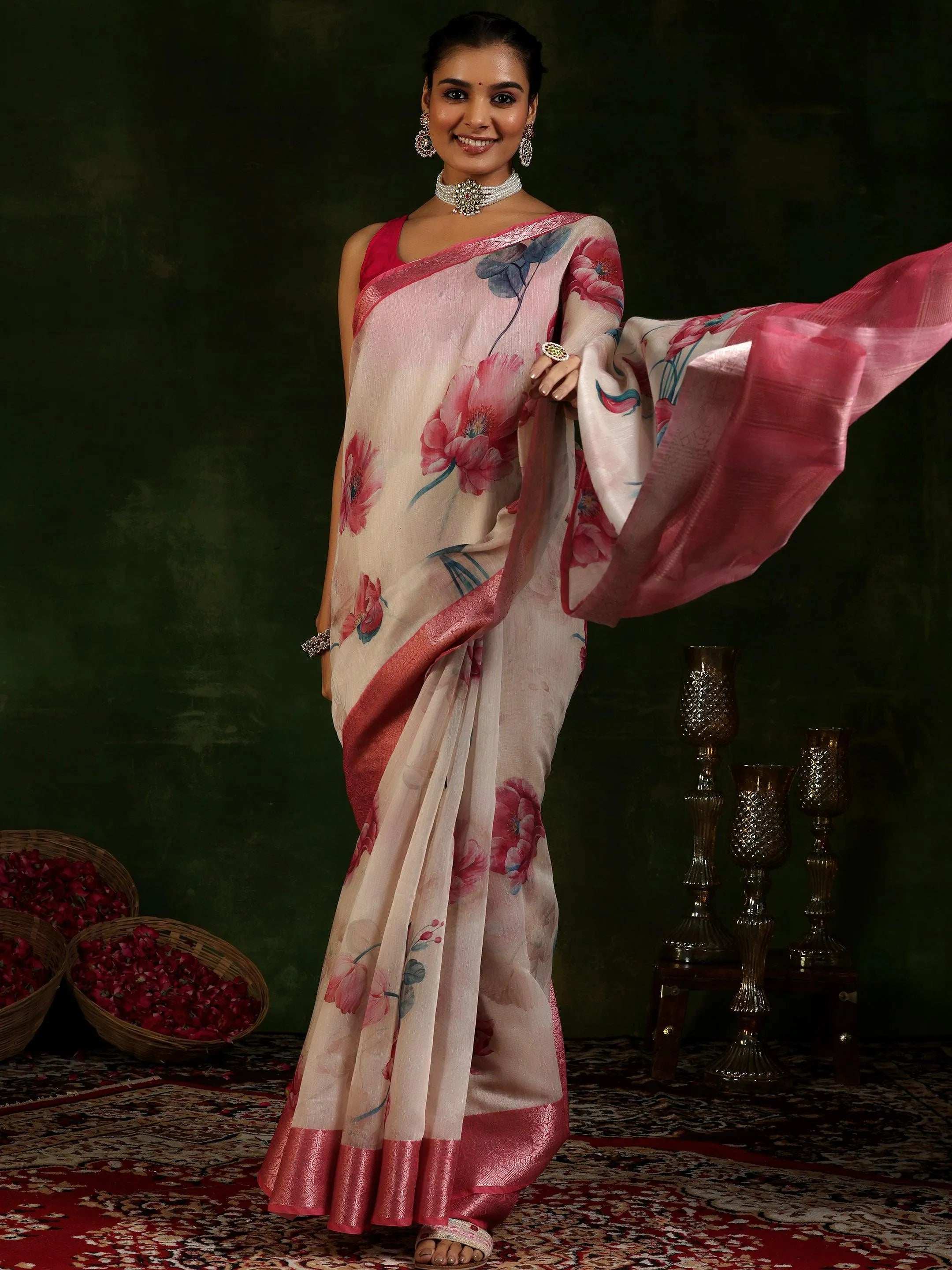 Beige Printed Silk Blend Saree With Unstitched Blouse Piece