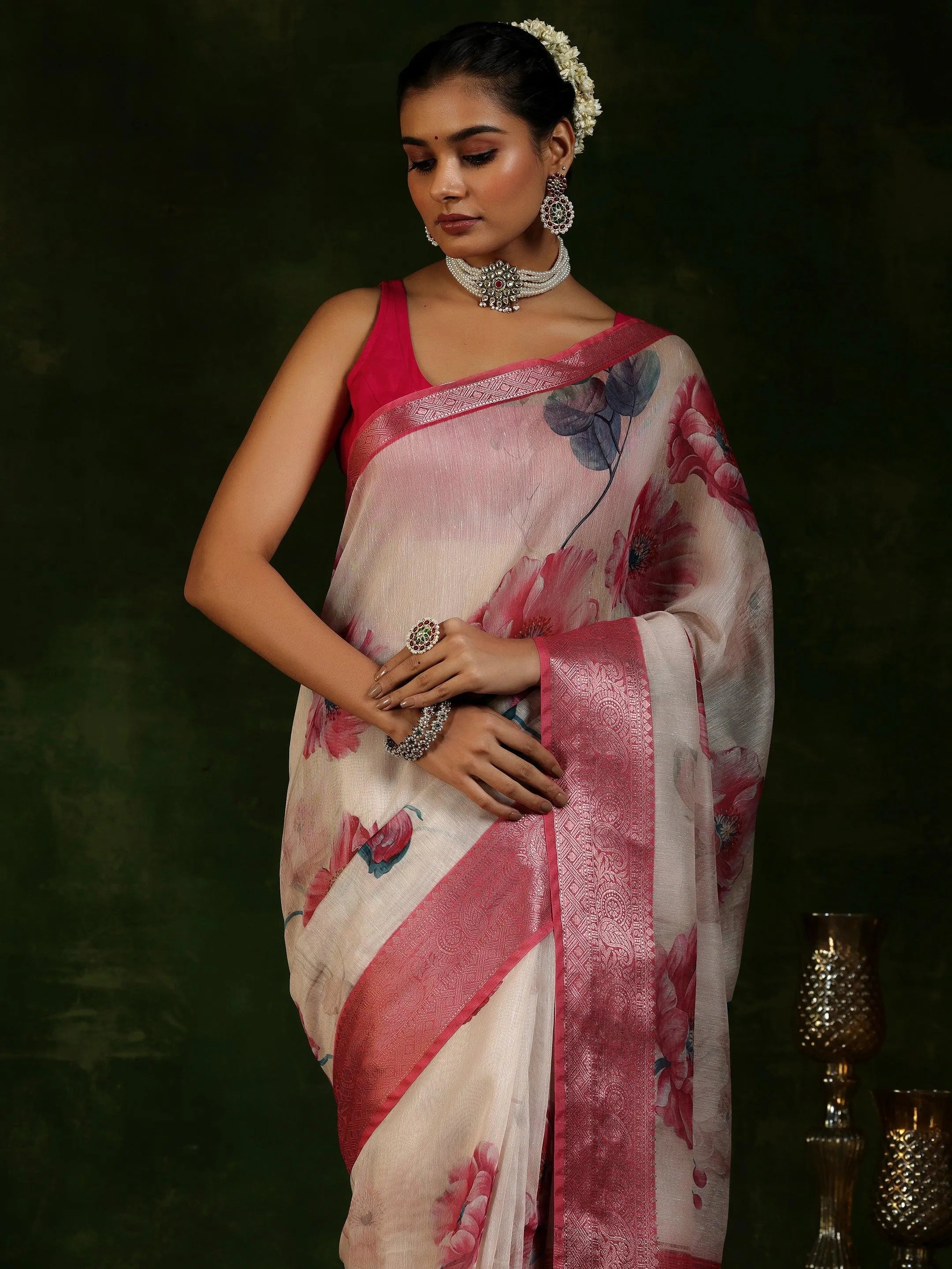 Beige Printed Silk Blend Saree With Unstitched Blouse Piece