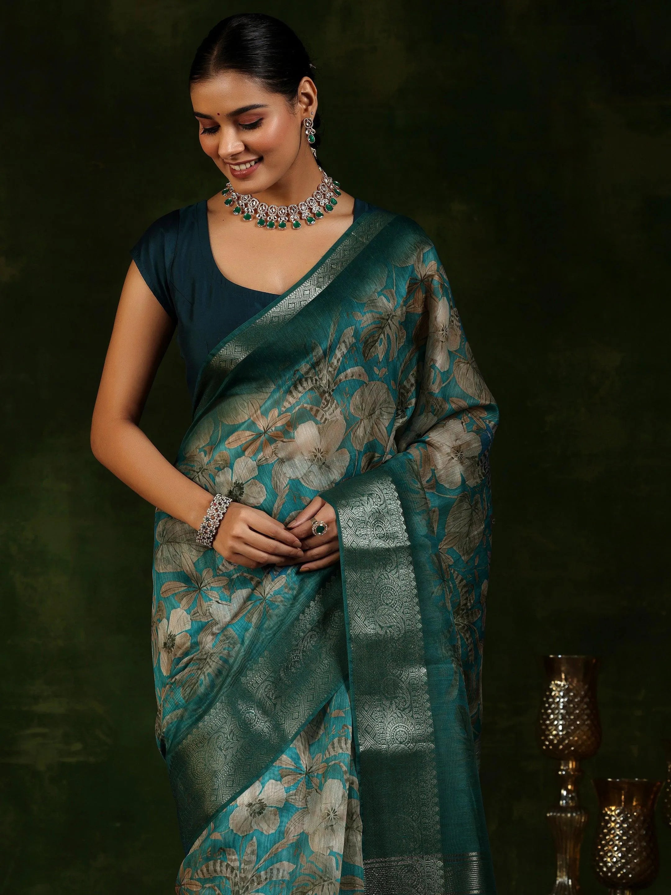 Blue Printed Silk Blend Saree With Unstitched Blouse Piece