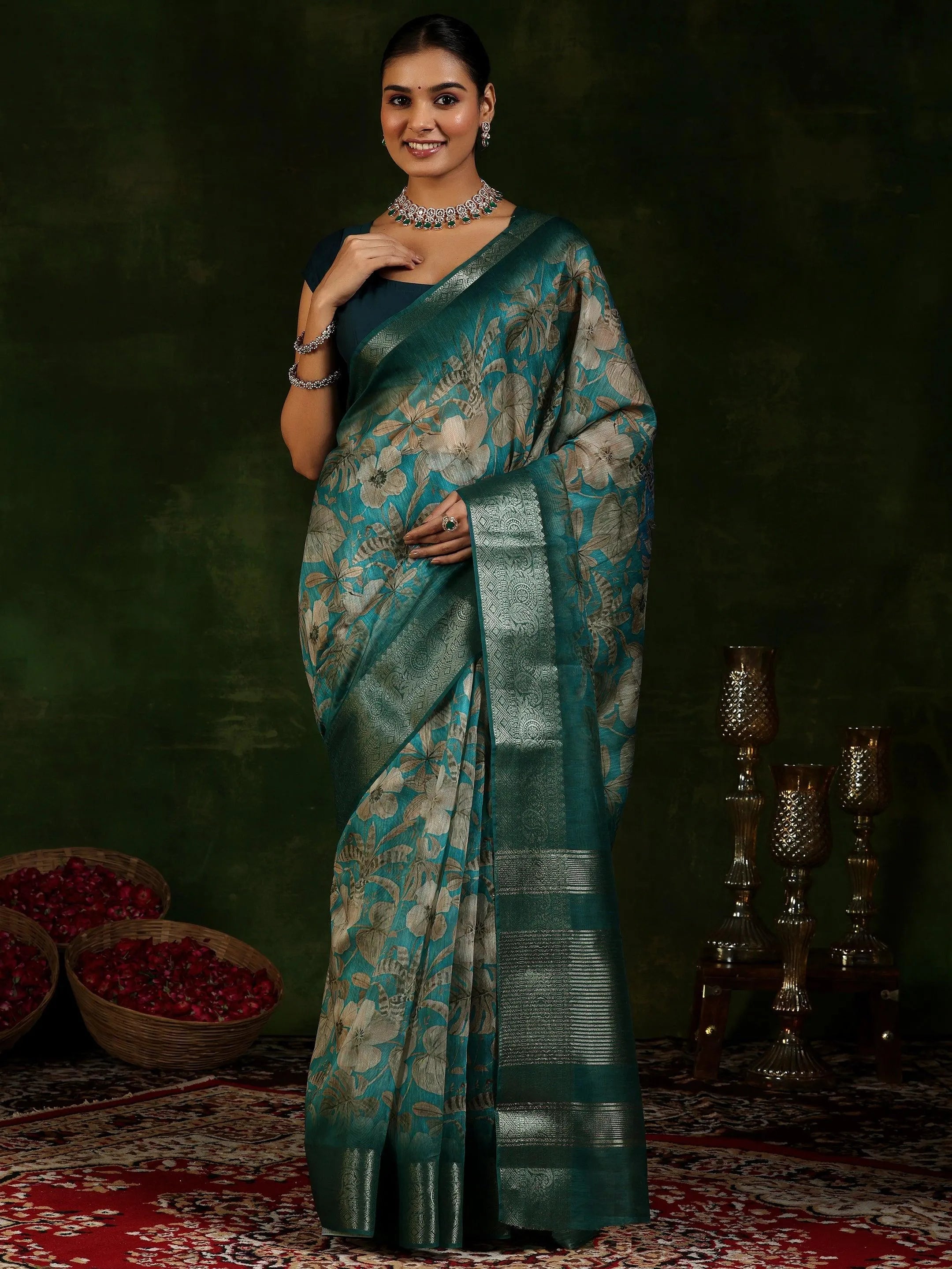 Blue Printed Silk Blend Saree With Unstitched Blouse Piece