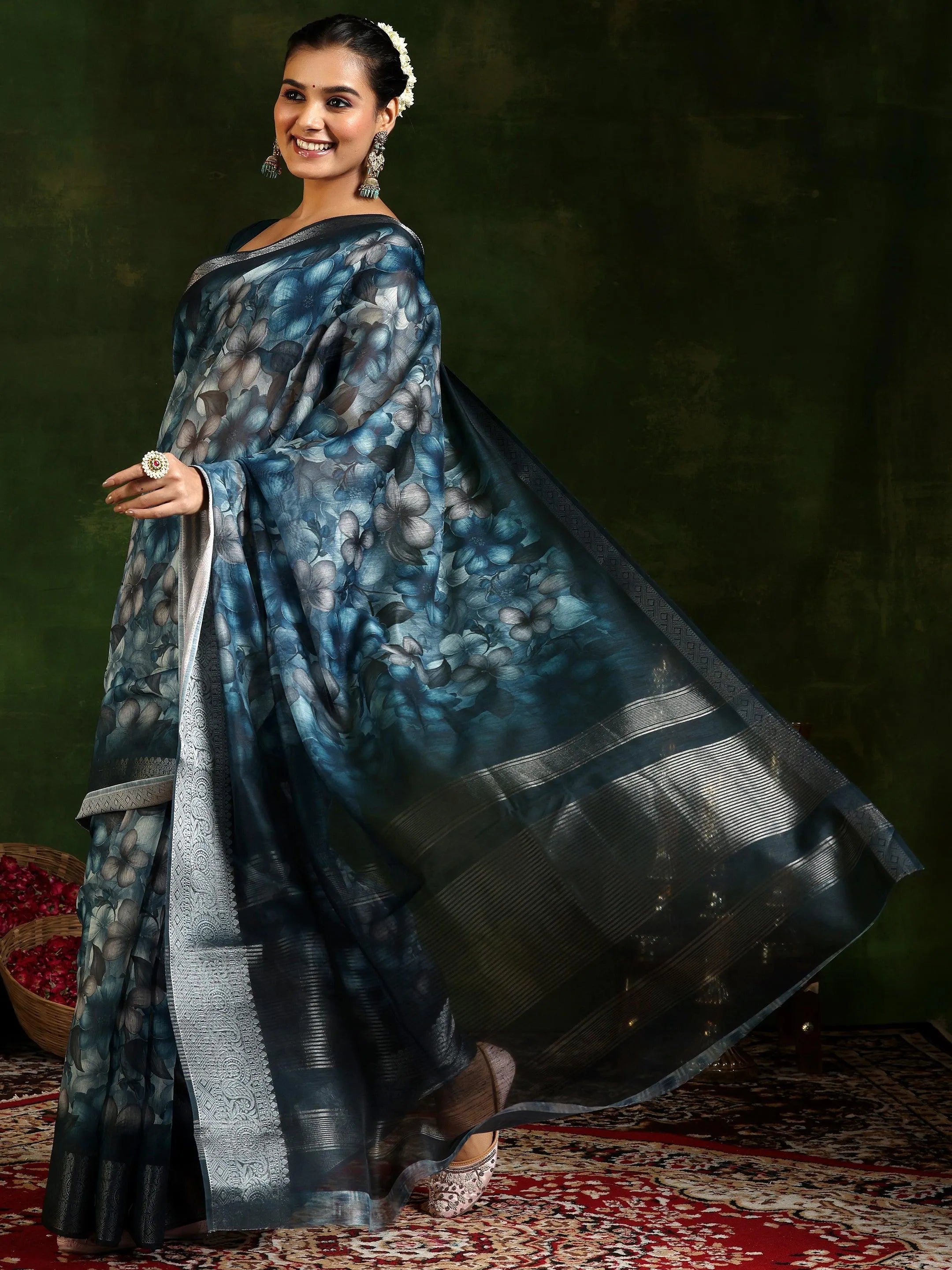 Blue Printed Silk Blend Saree With Unstitched Blouse Piece