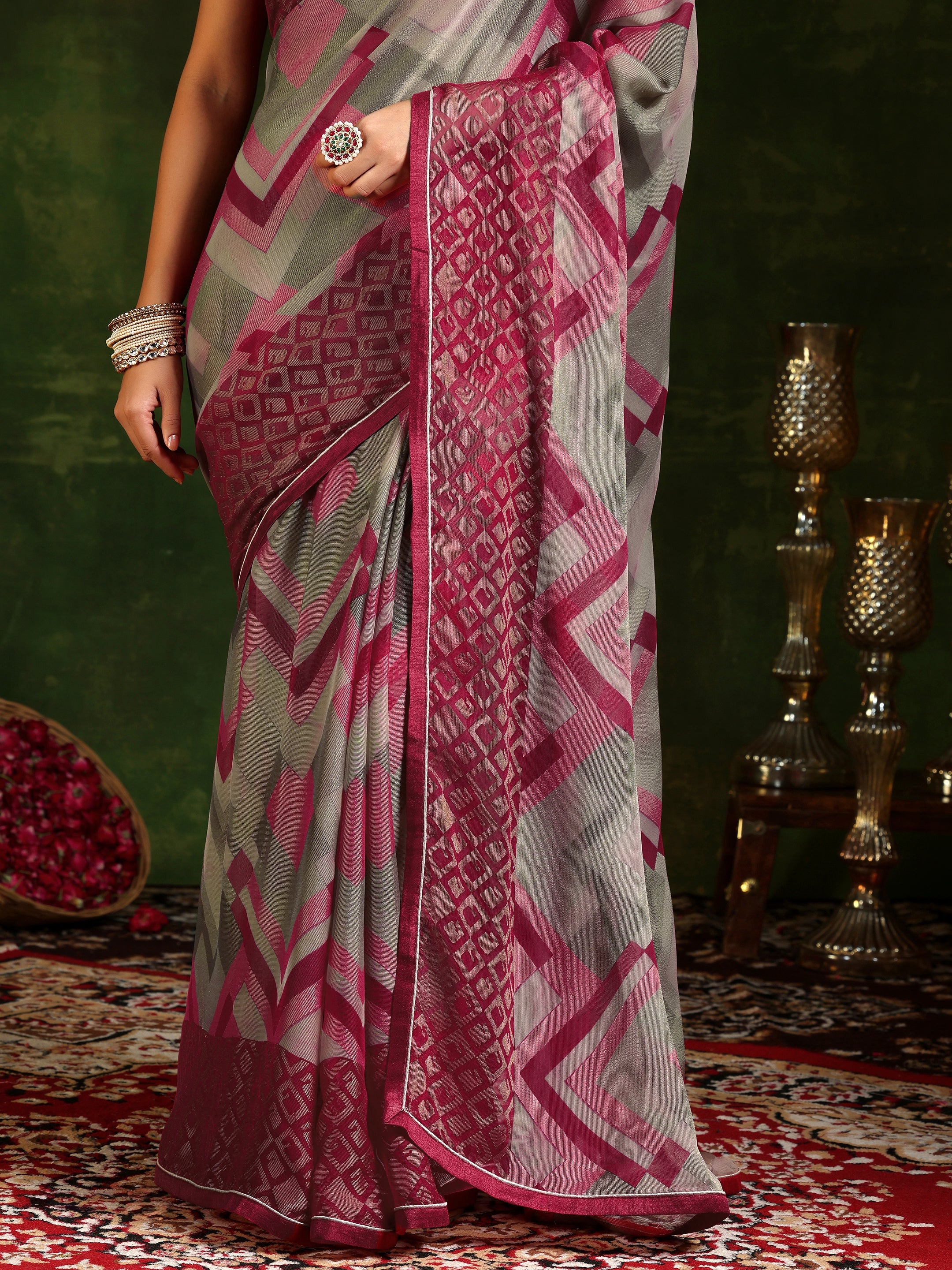 Pink Printed Poly Chiffon Saree With Unstitched Blouse Piece