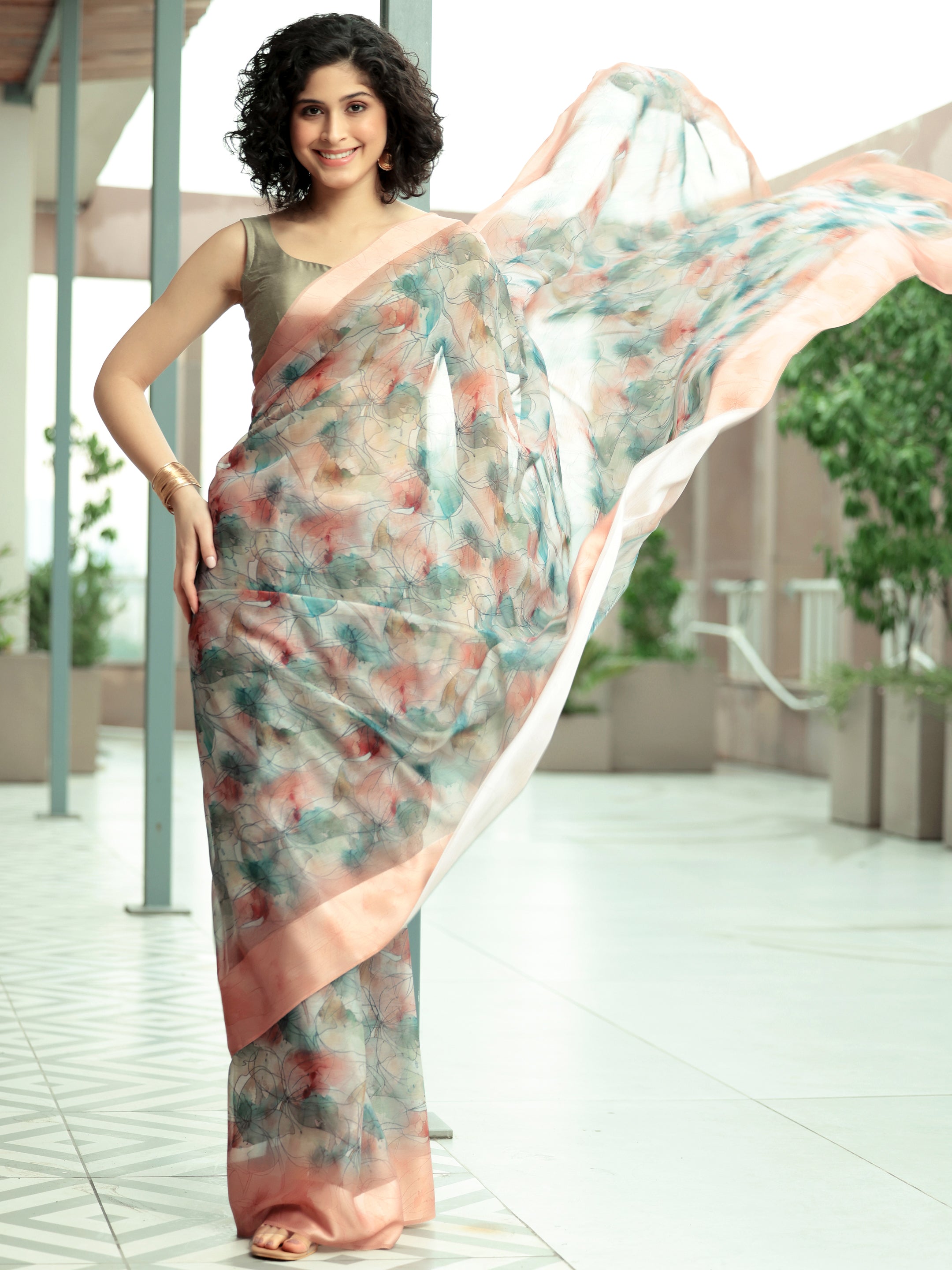 Peach Printed Poly Chiffon Saree With Unstitched Blouse Piece