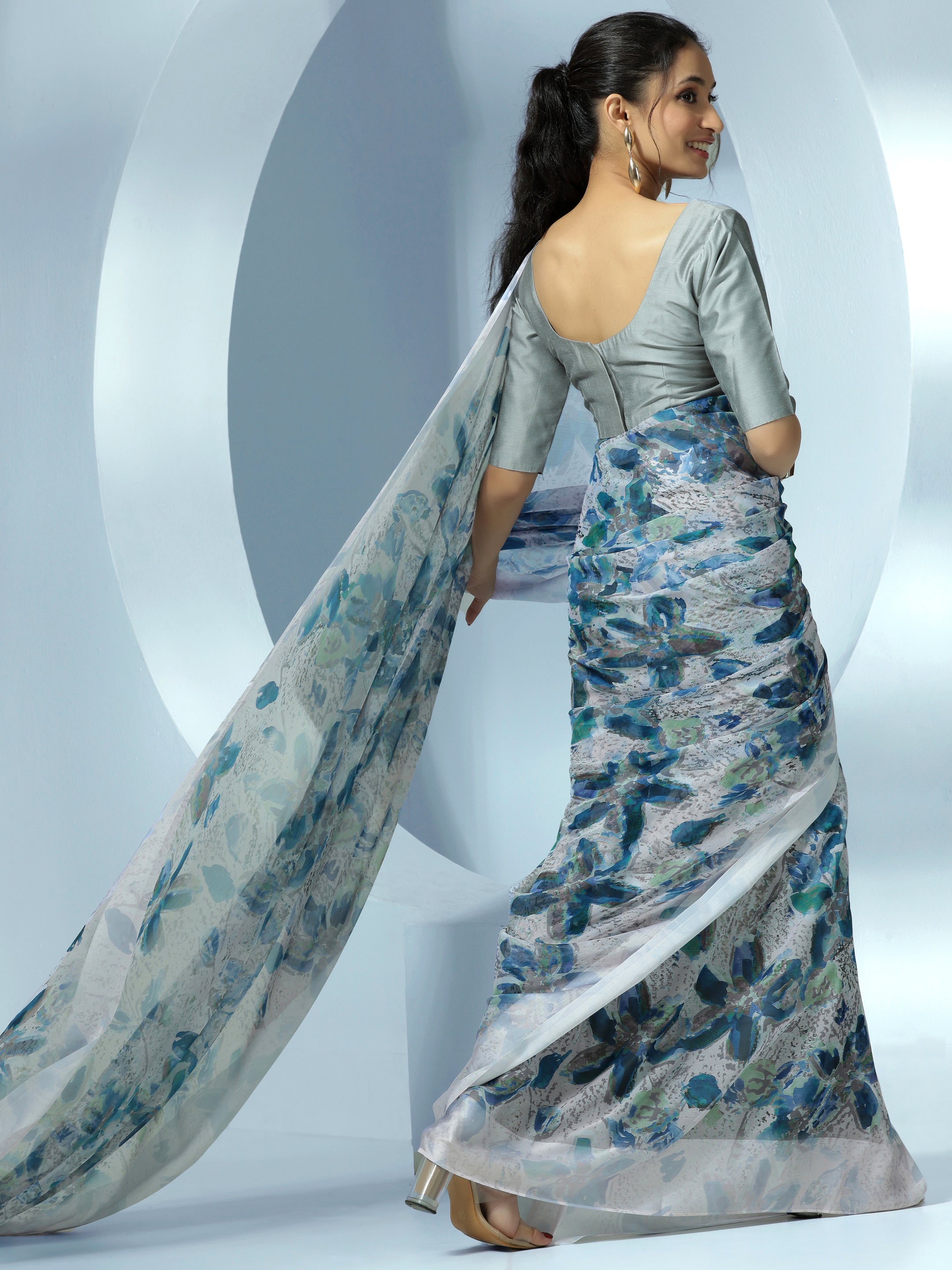 Off White Printed Poly Chiffon Saree With Unstitched Blouse Piece