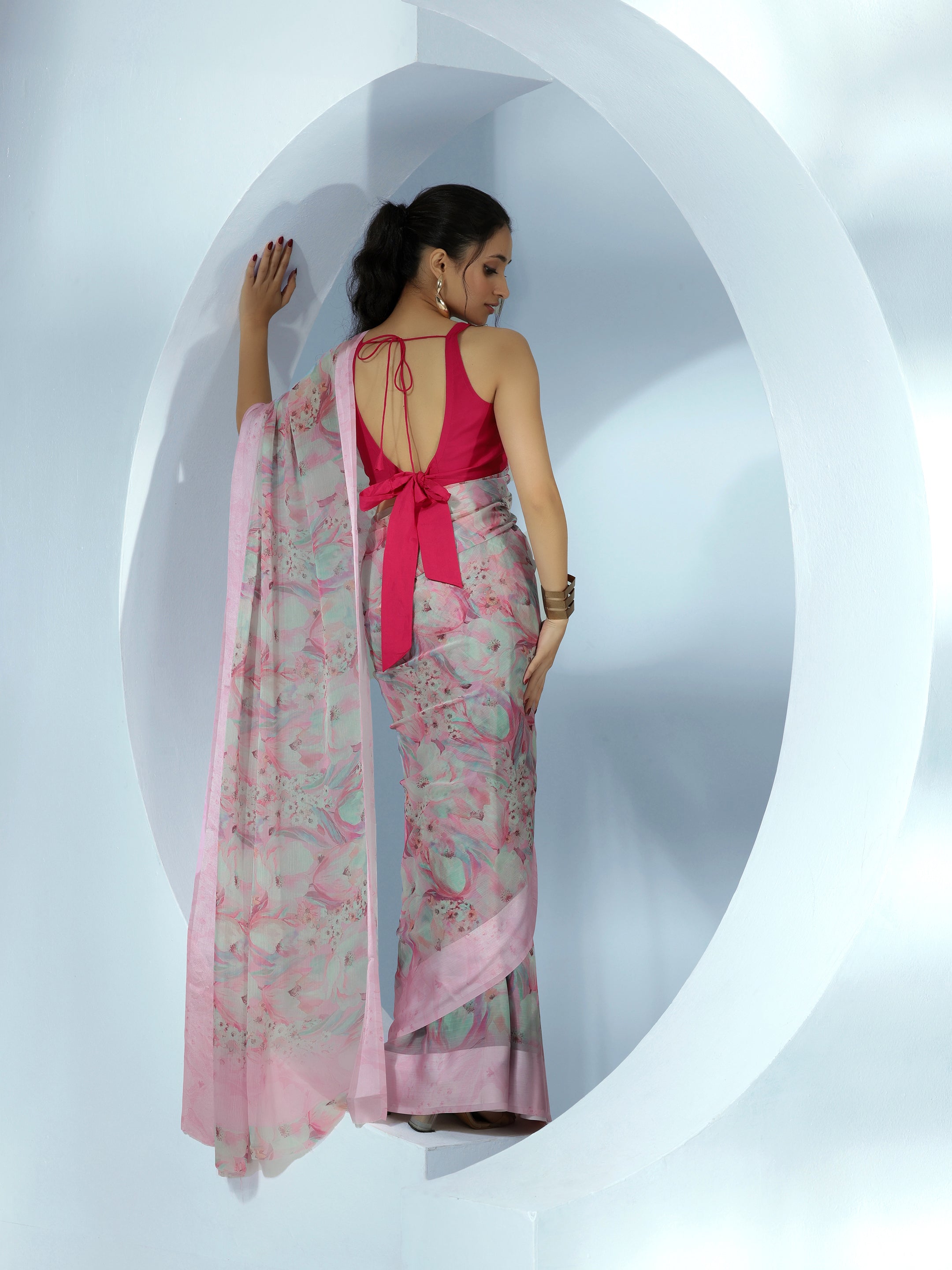 Pink Printed Poly Chiffon Saree With Unstitched Blouse Piece