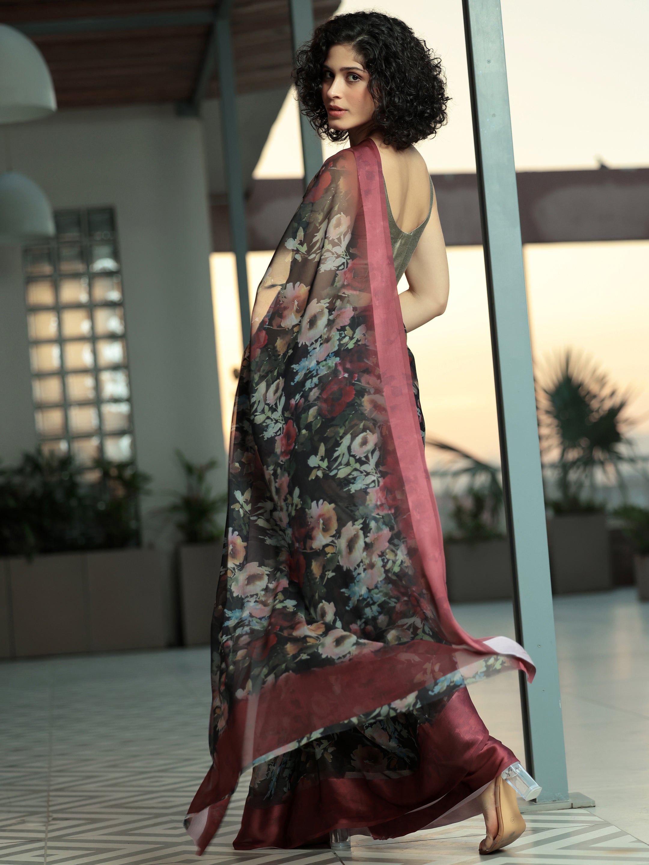 Black Printed Poly Chiffon Saree With Unstitched Blouse Piece