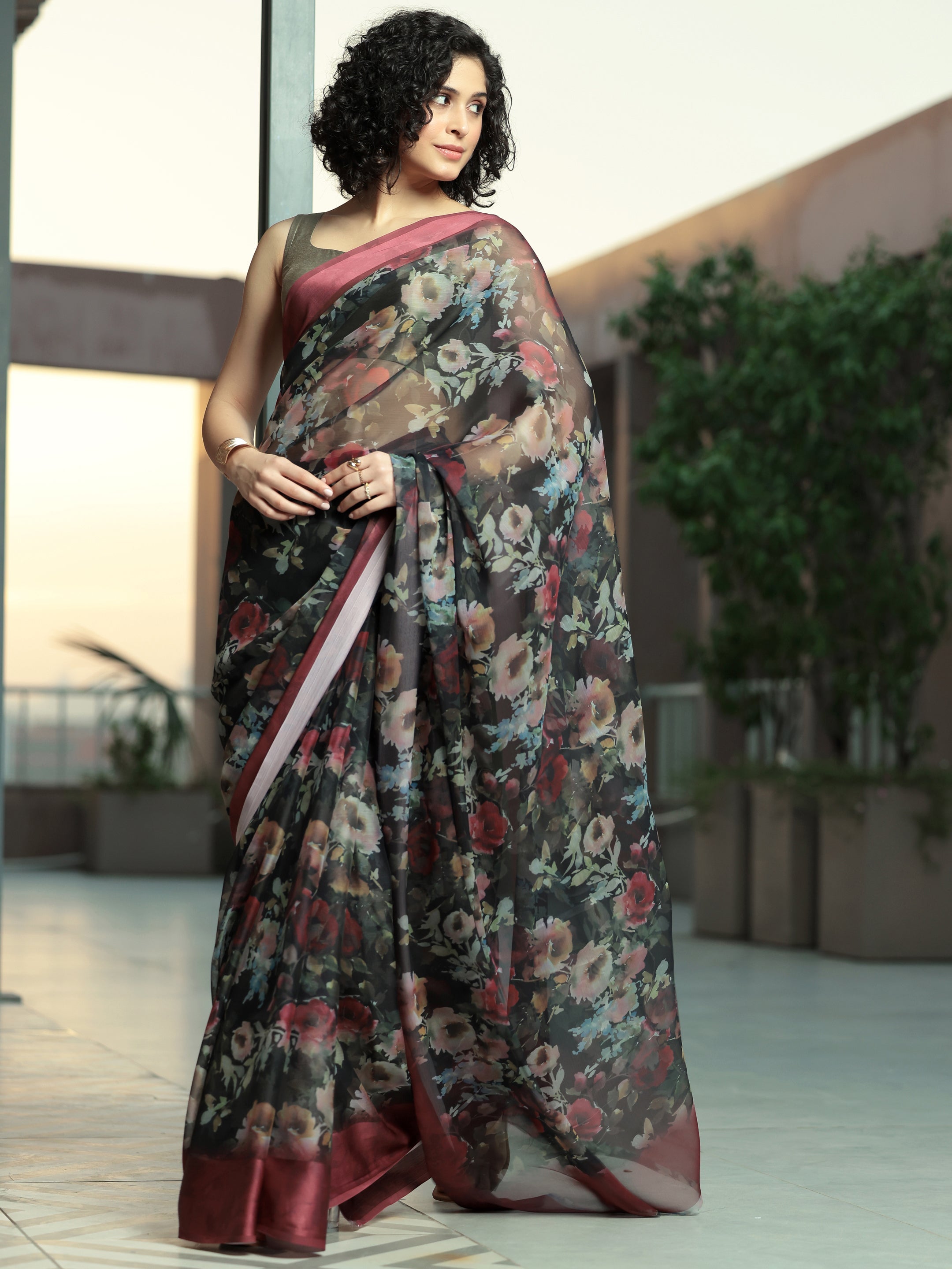 Black Printed Poly Chiffon Saree With Unstitched Blouse Piece