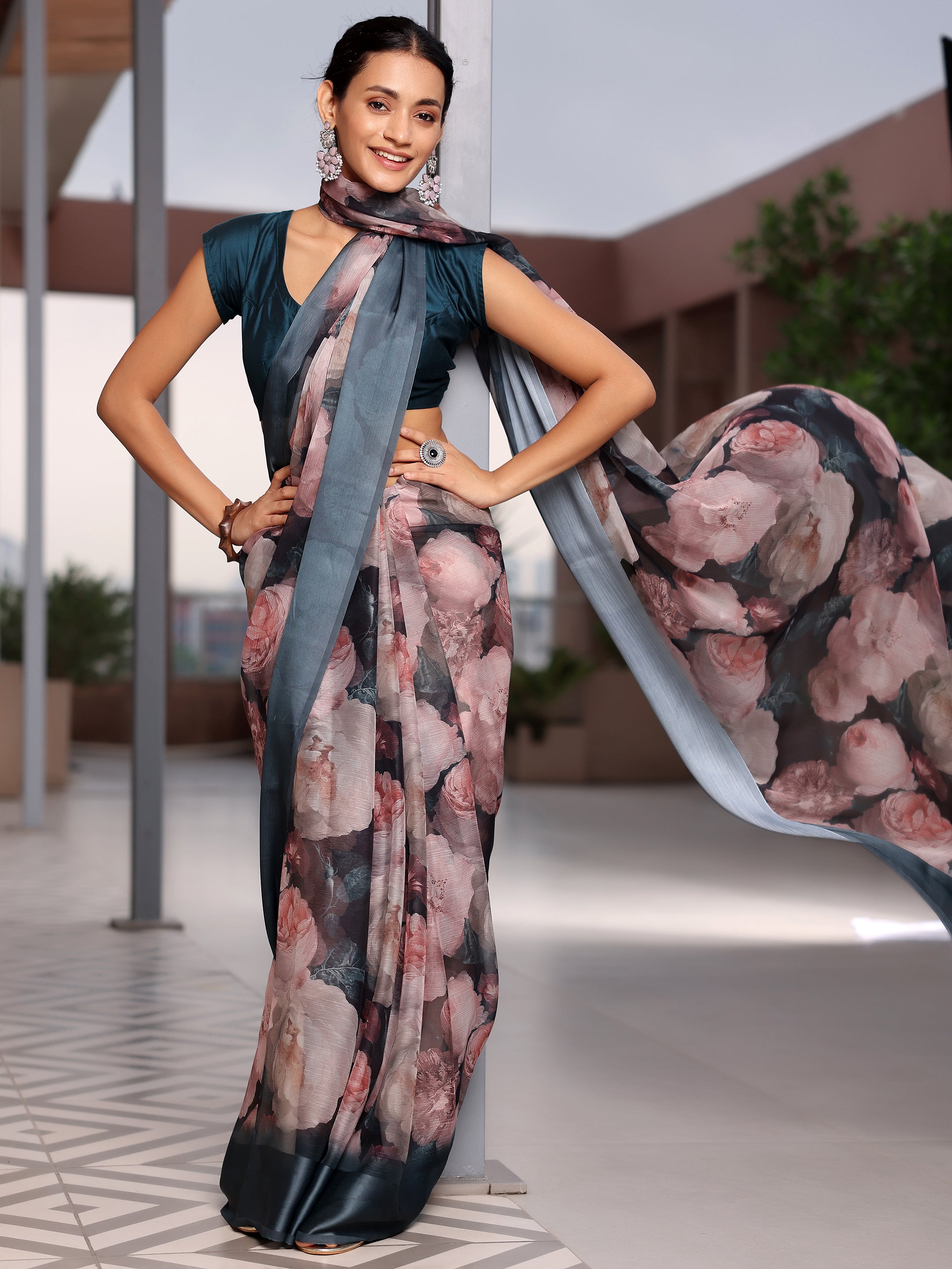 Grey Printed Poly Chiffon Saree With Unstitched Blouse Piece