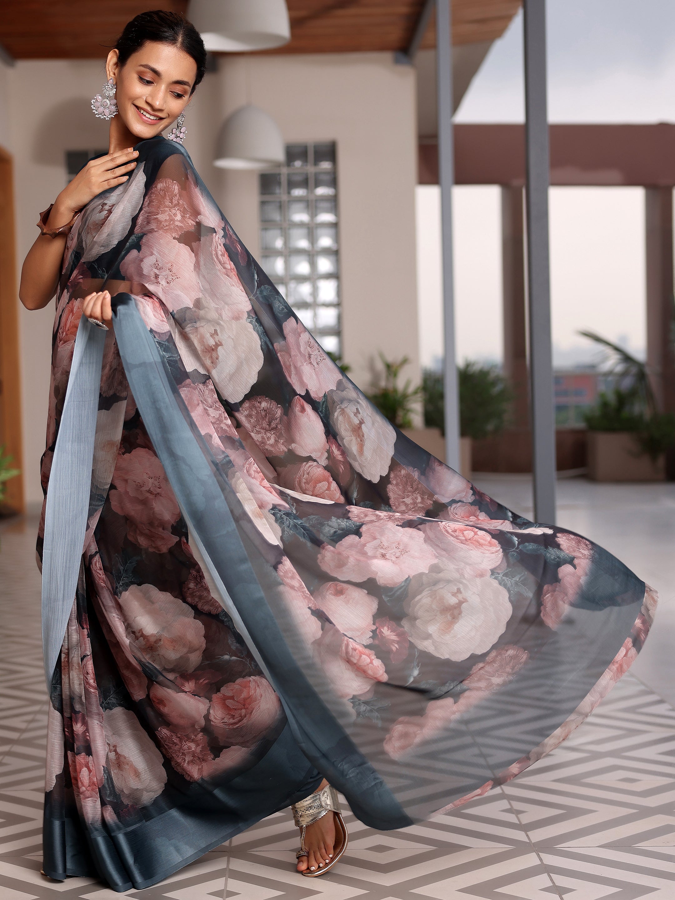 Grey Printed Poly Chiffon Saree With Unstitched Blouse Piece