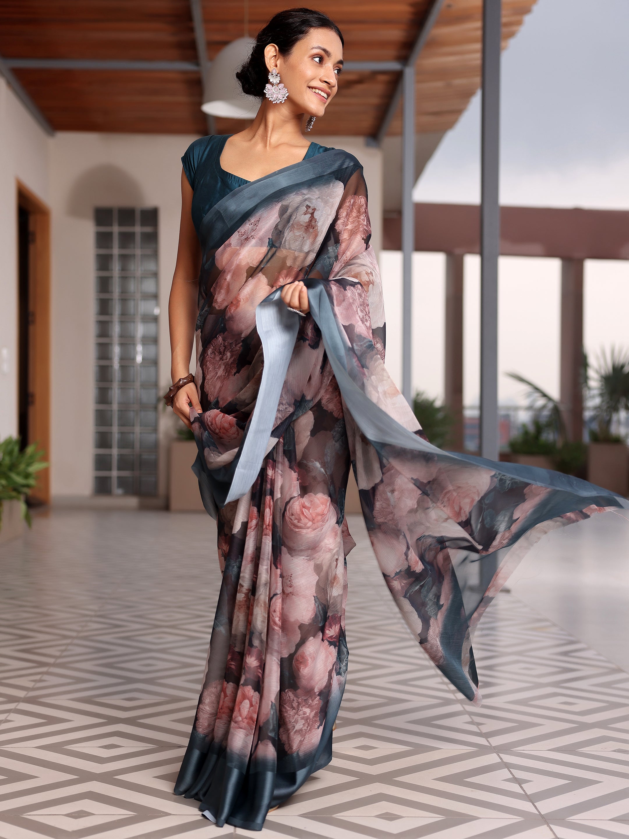 Grey Printed Poly Chiffon Saree With Unstitched Blouse Piece