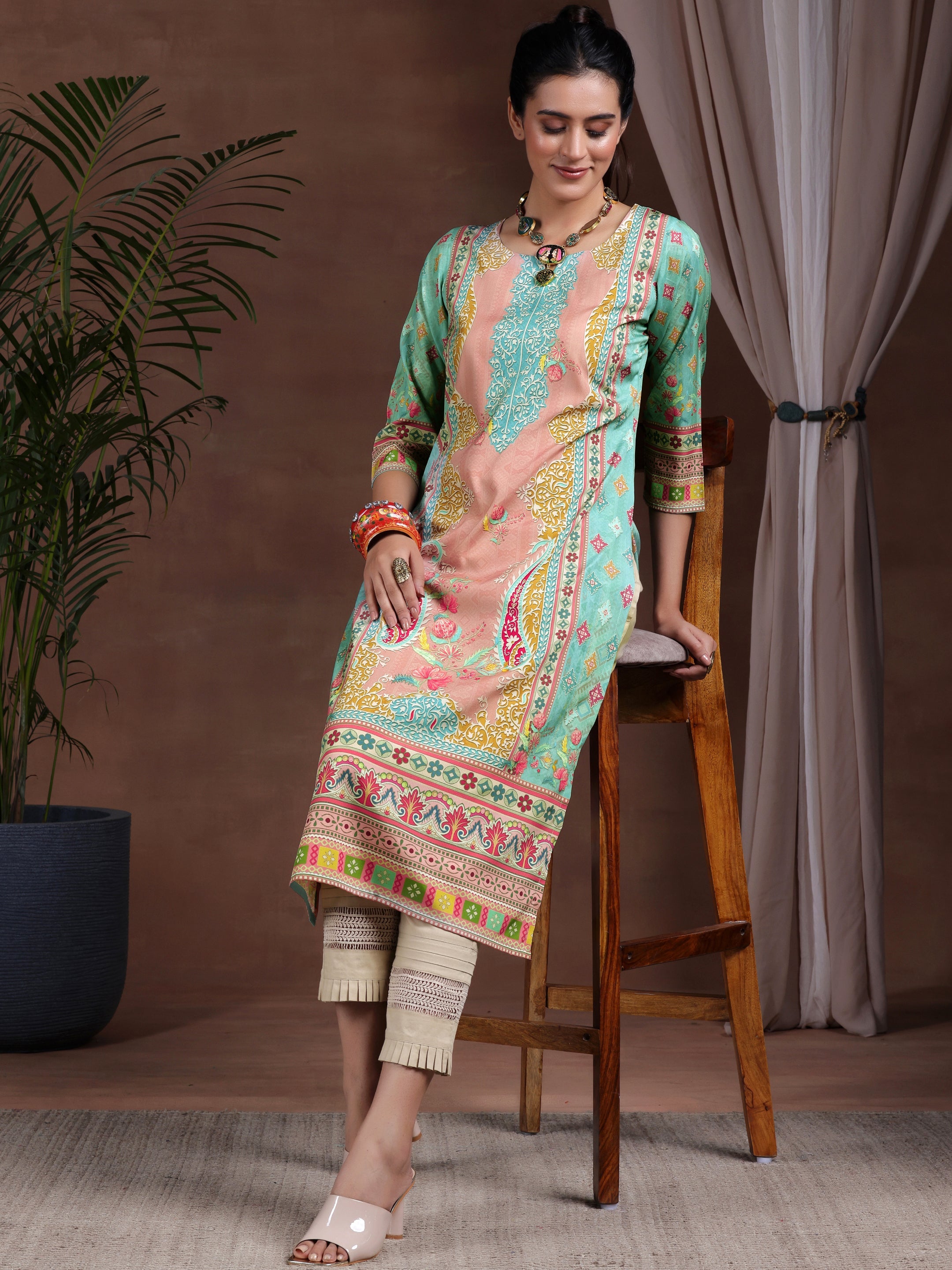 Green Printed Crepe Straight Kurta