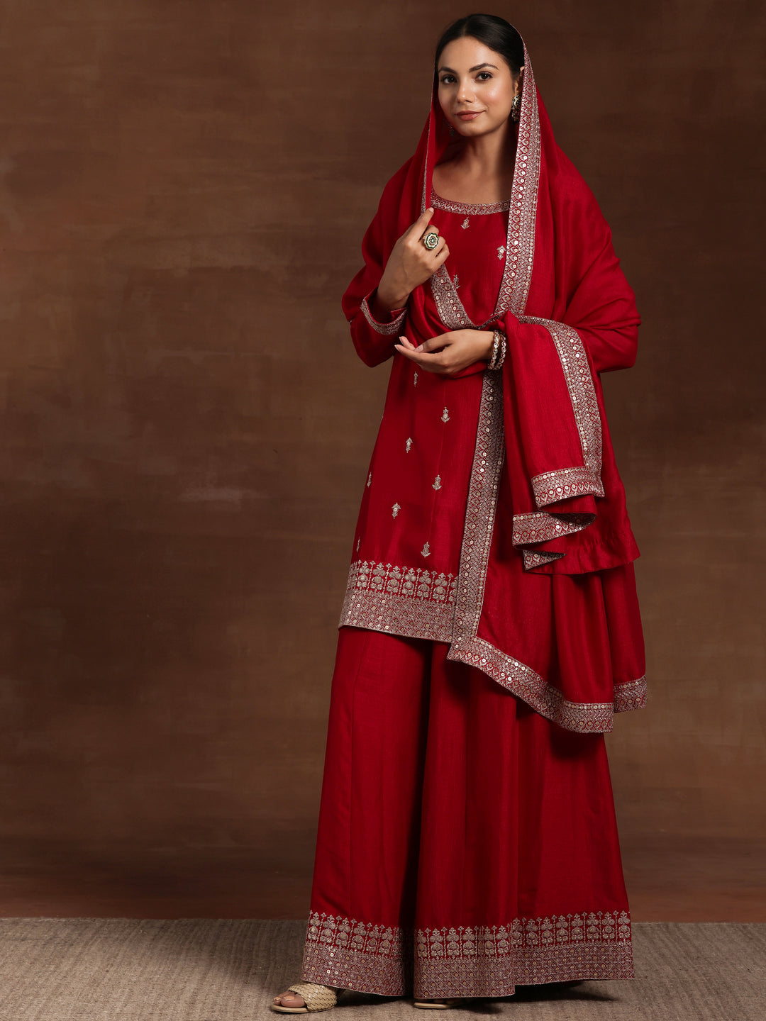 Pink Embroidered Silk Blend Straight Suit With Dupatta