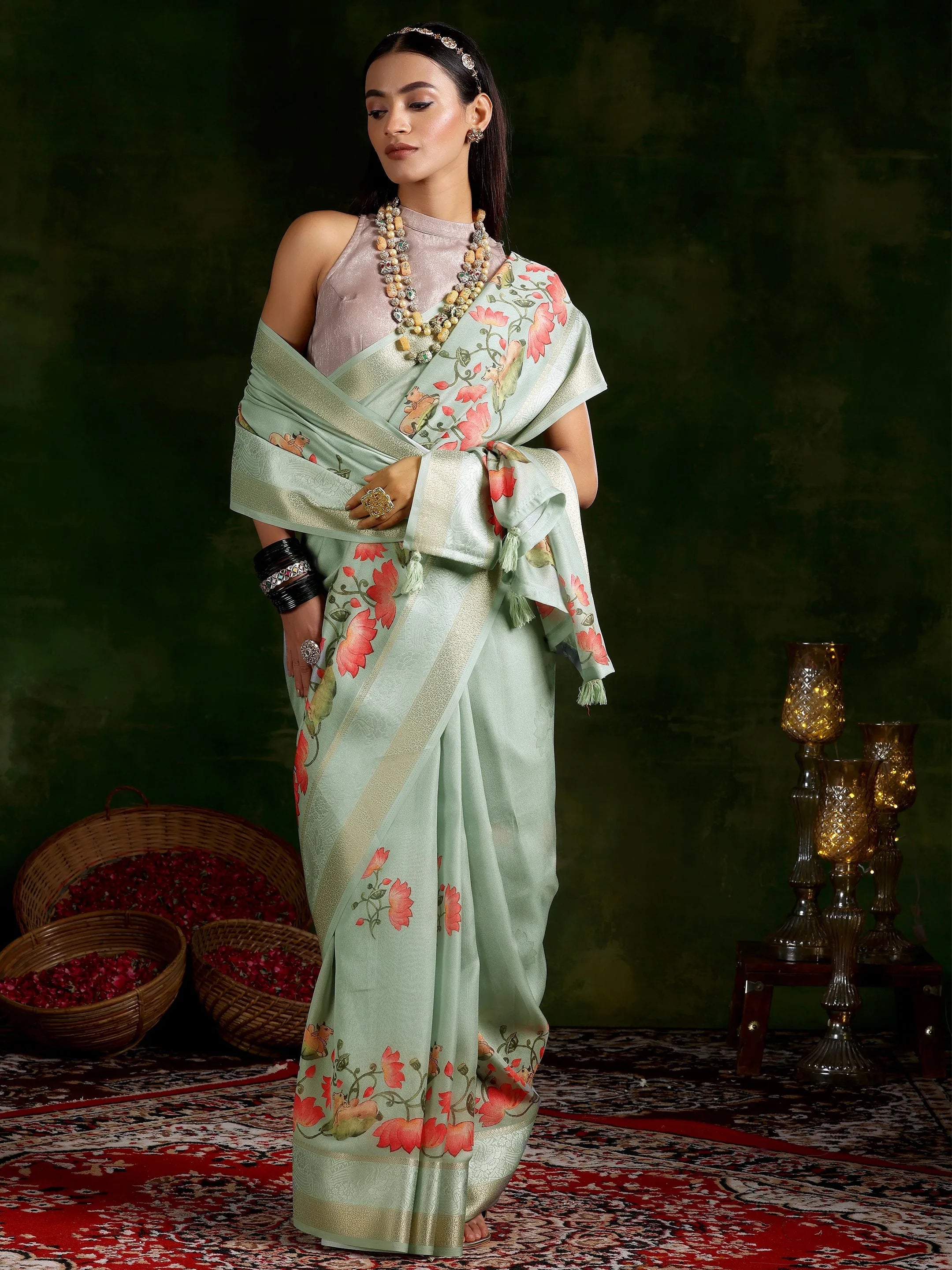 Green Printed Silk Blend Saree With Unstitched Blouse Piece