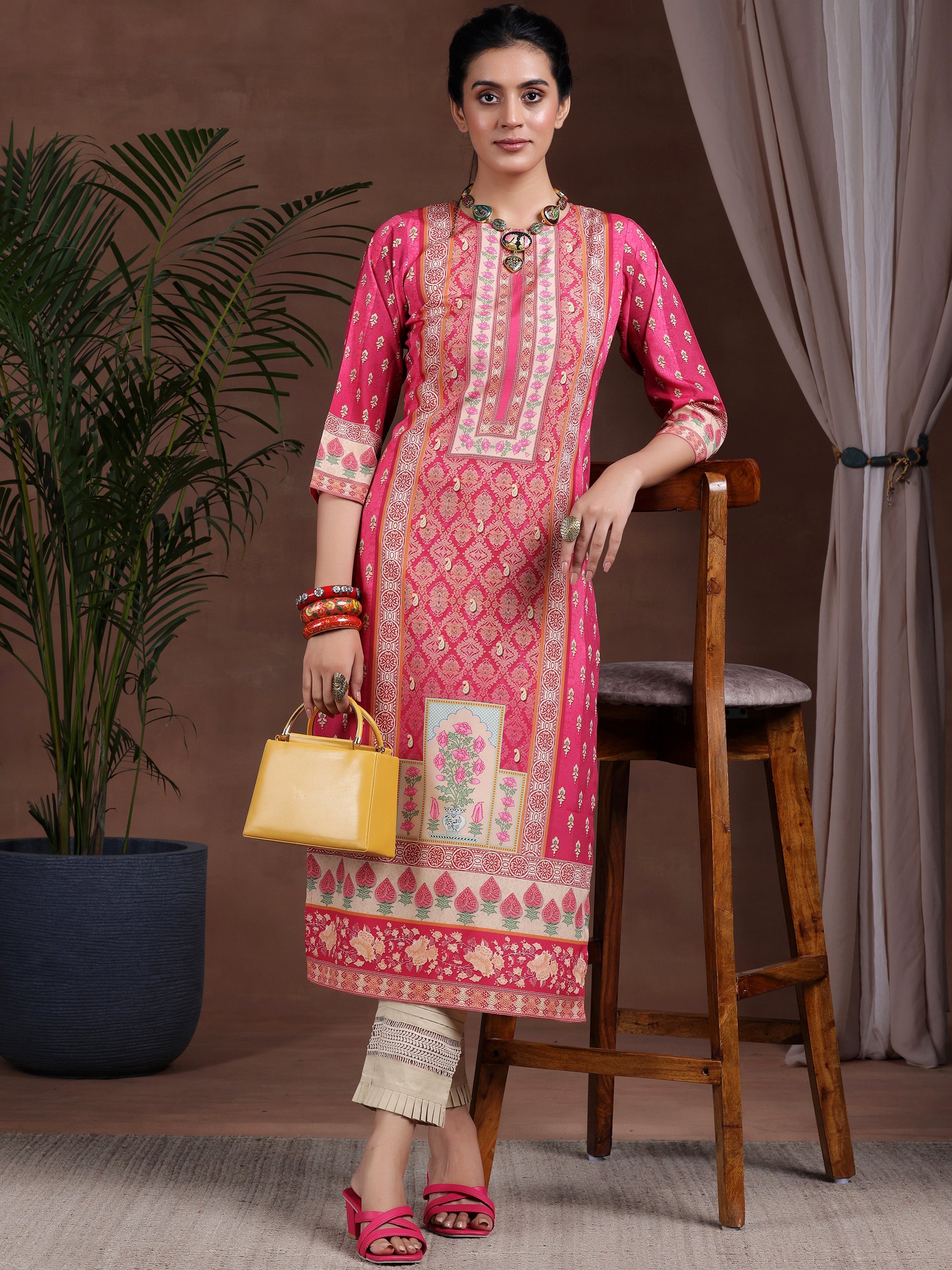 Pink Printed Crepe Straight Kurta