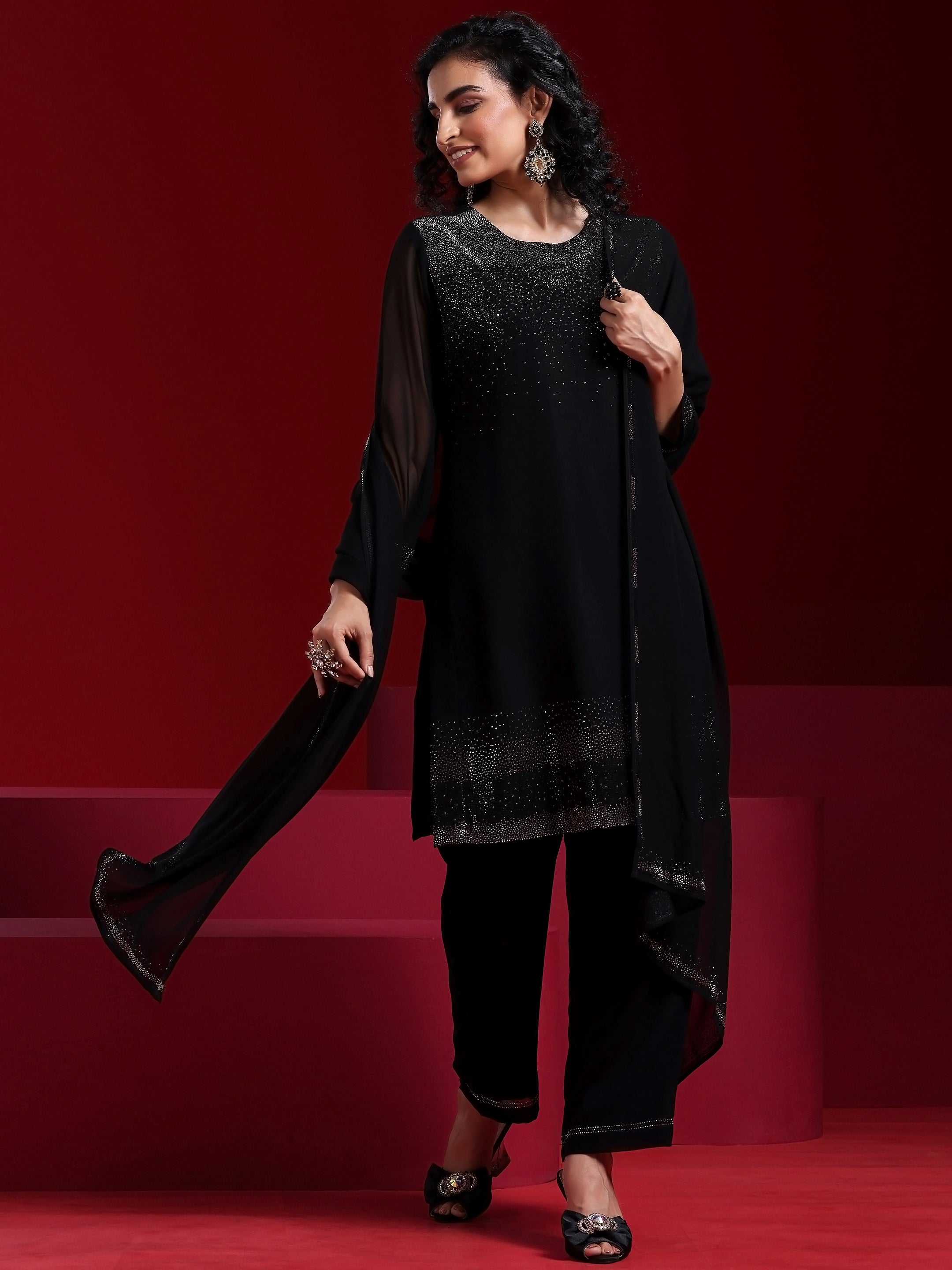 Libas Art Black Solid Georgette Straight Suit With Dupatta