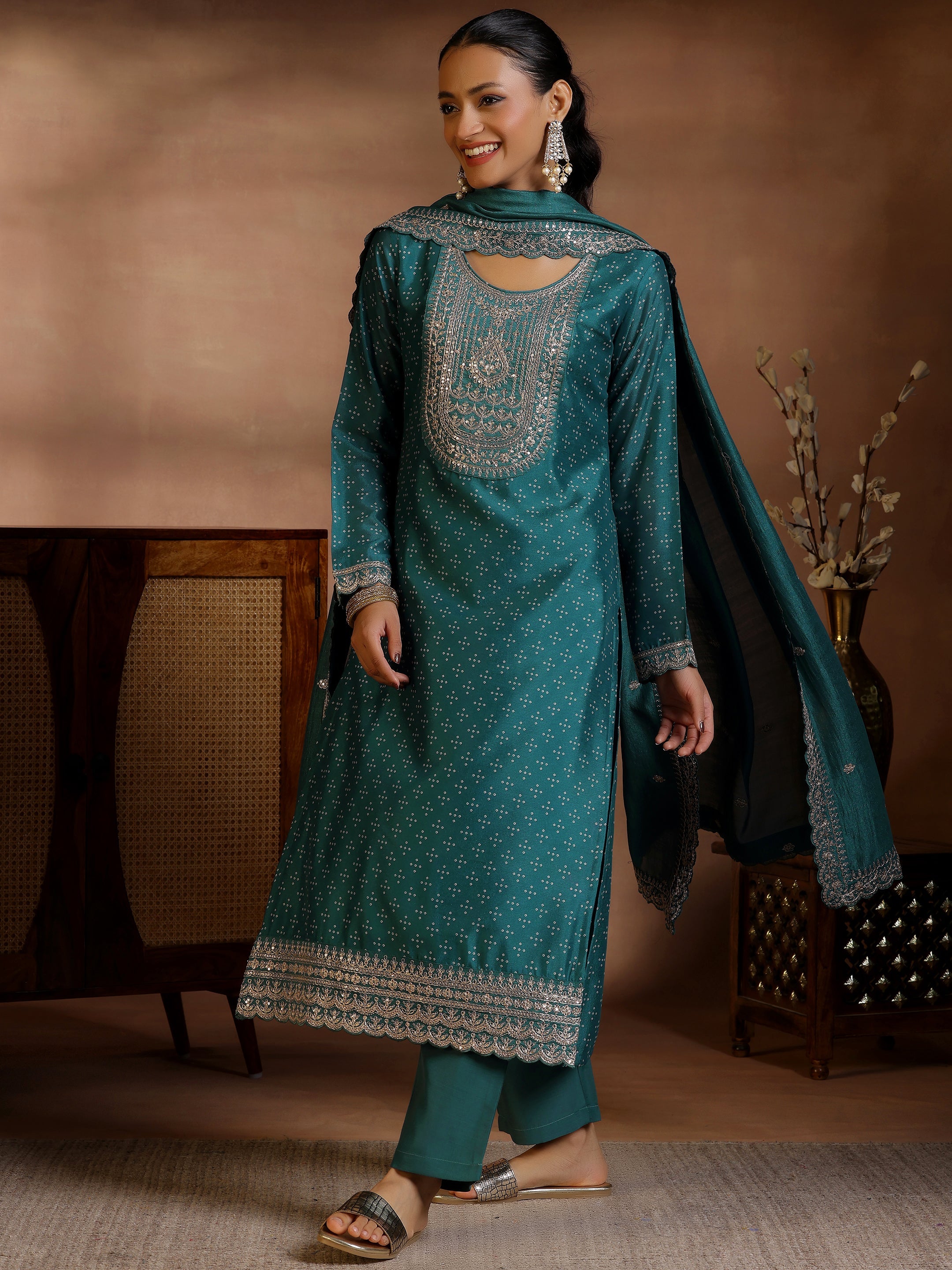 Green Printed Silk Blend Straight Suit With Dupatta