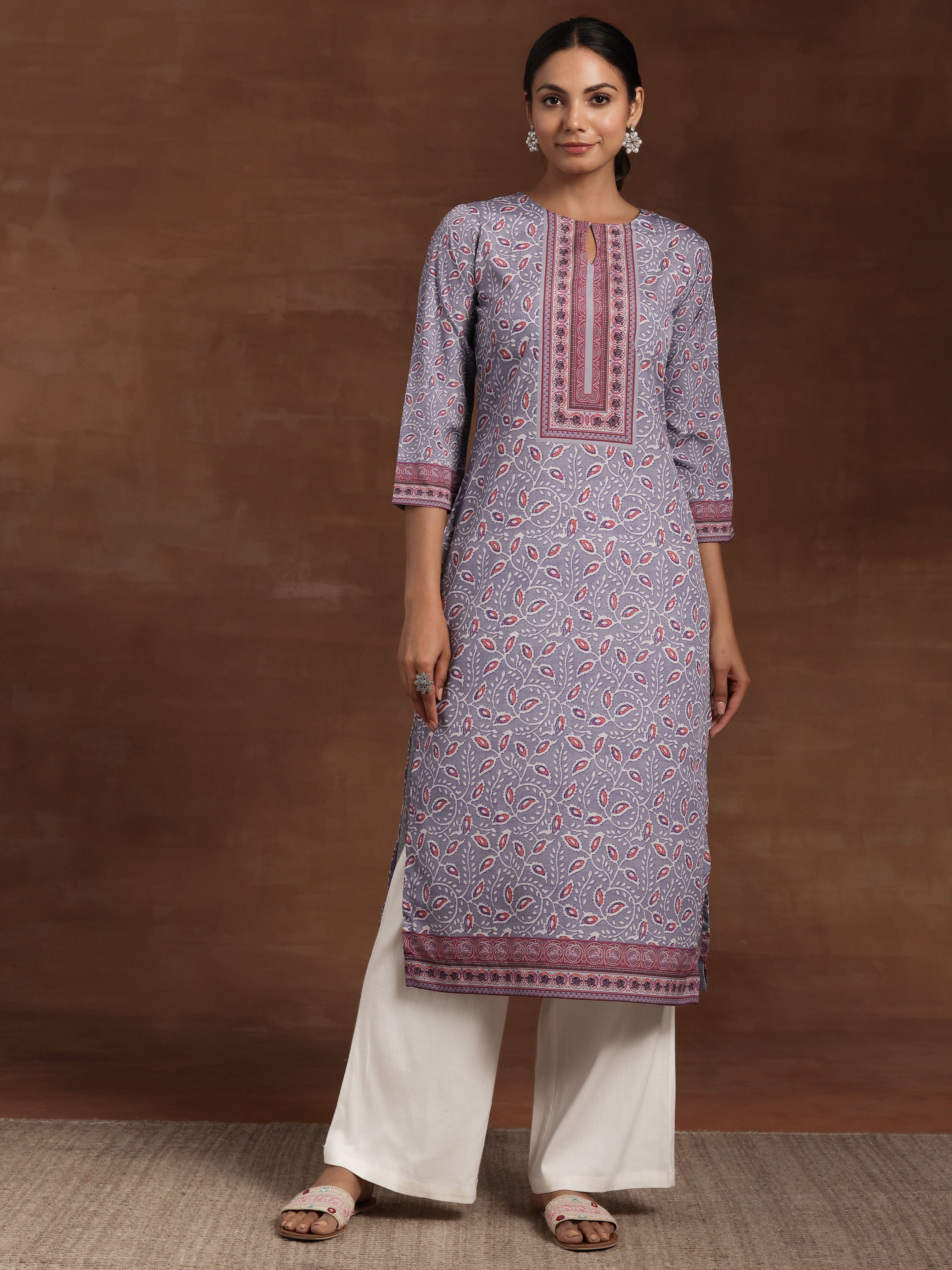 Lavender Printed Crepe Straight Kurta