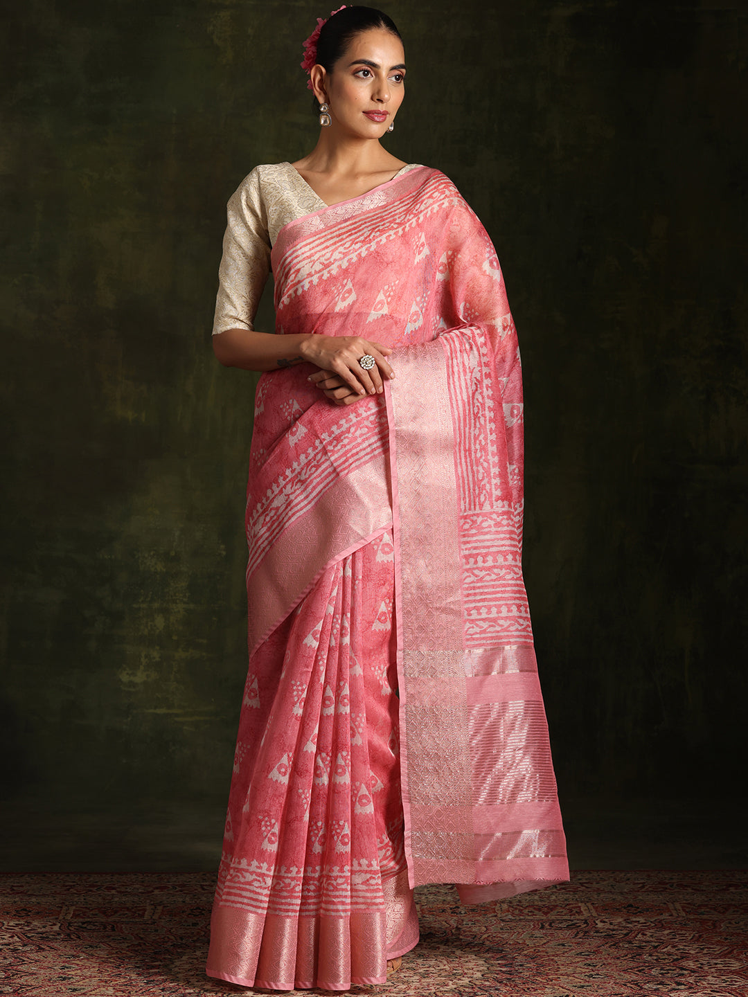 Pink Printed Silk Blend Saree With Unstitched Blouse Piece