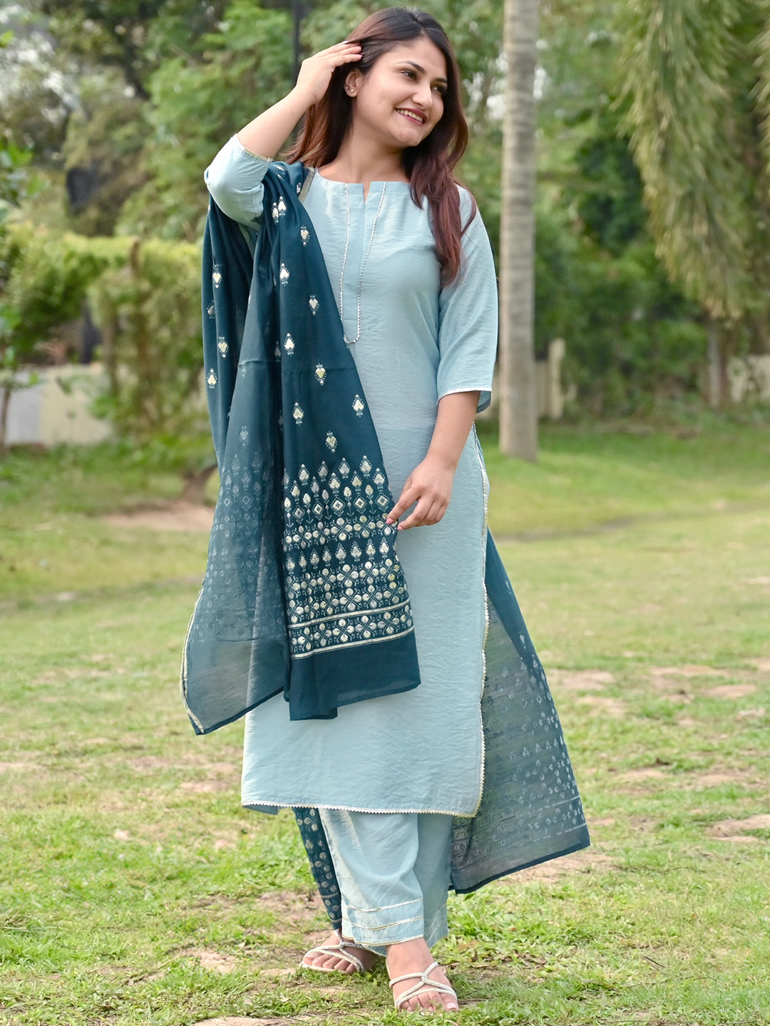 Grey Solid Silk Blend Straight Kurta With Palazzos & Dupatta