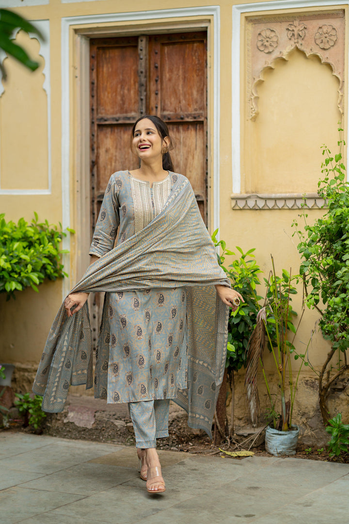 Grey Printed Silk Blend Straight Kurta With Trousers & Dupatta - ShopLibas