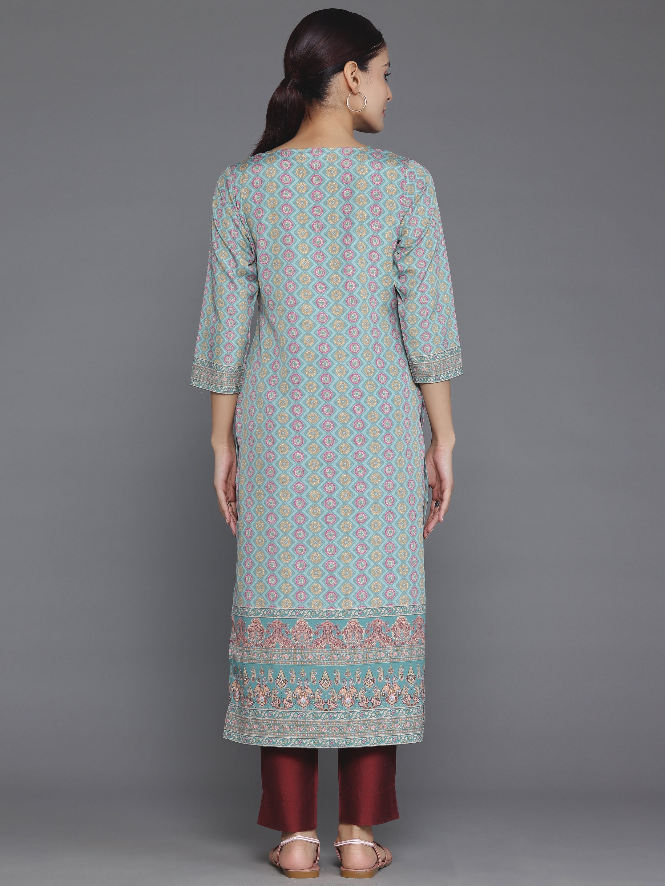 Green Printed Crepe Straight Kurta