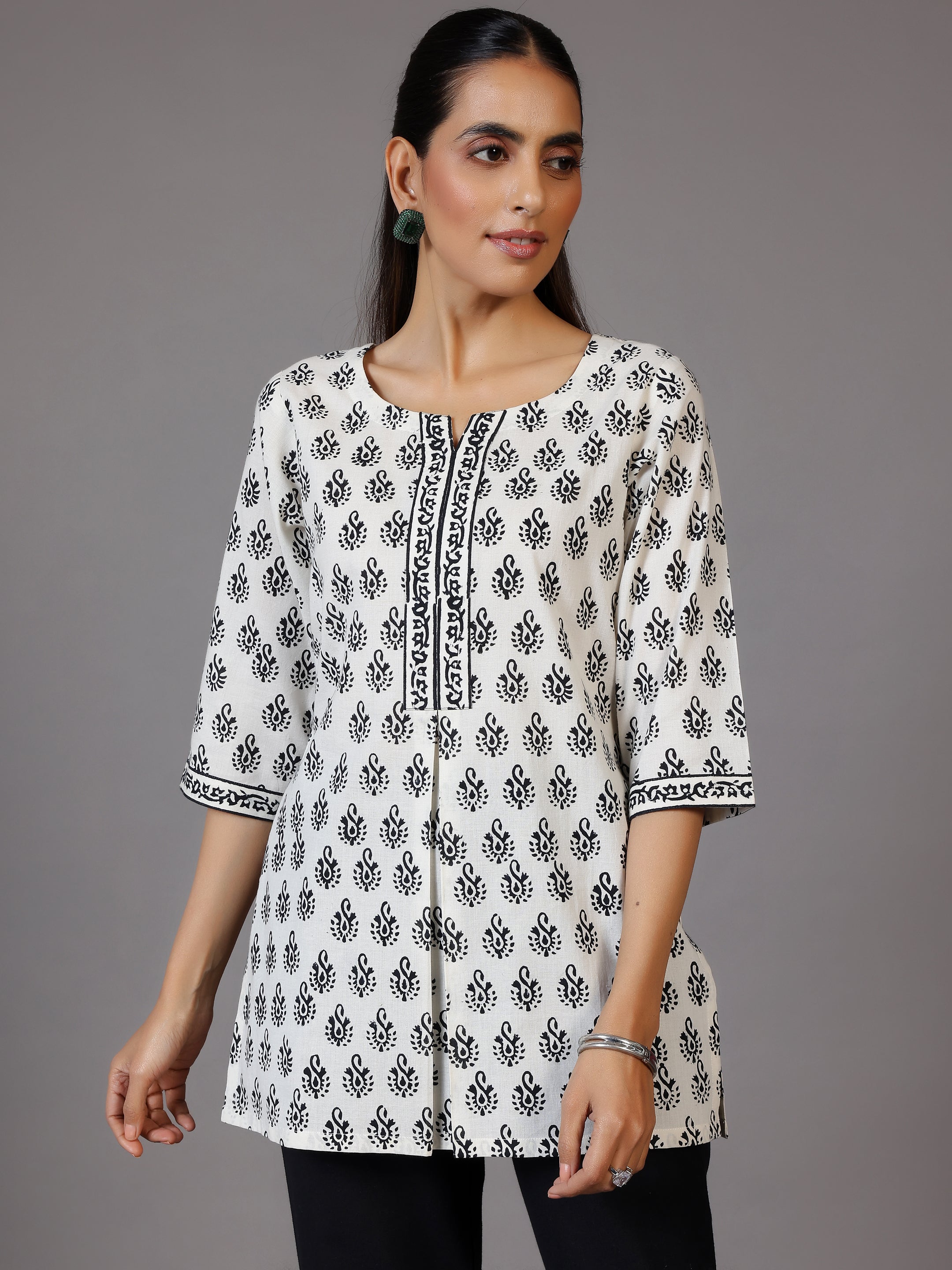 White Printed Cotton Straight Kurti