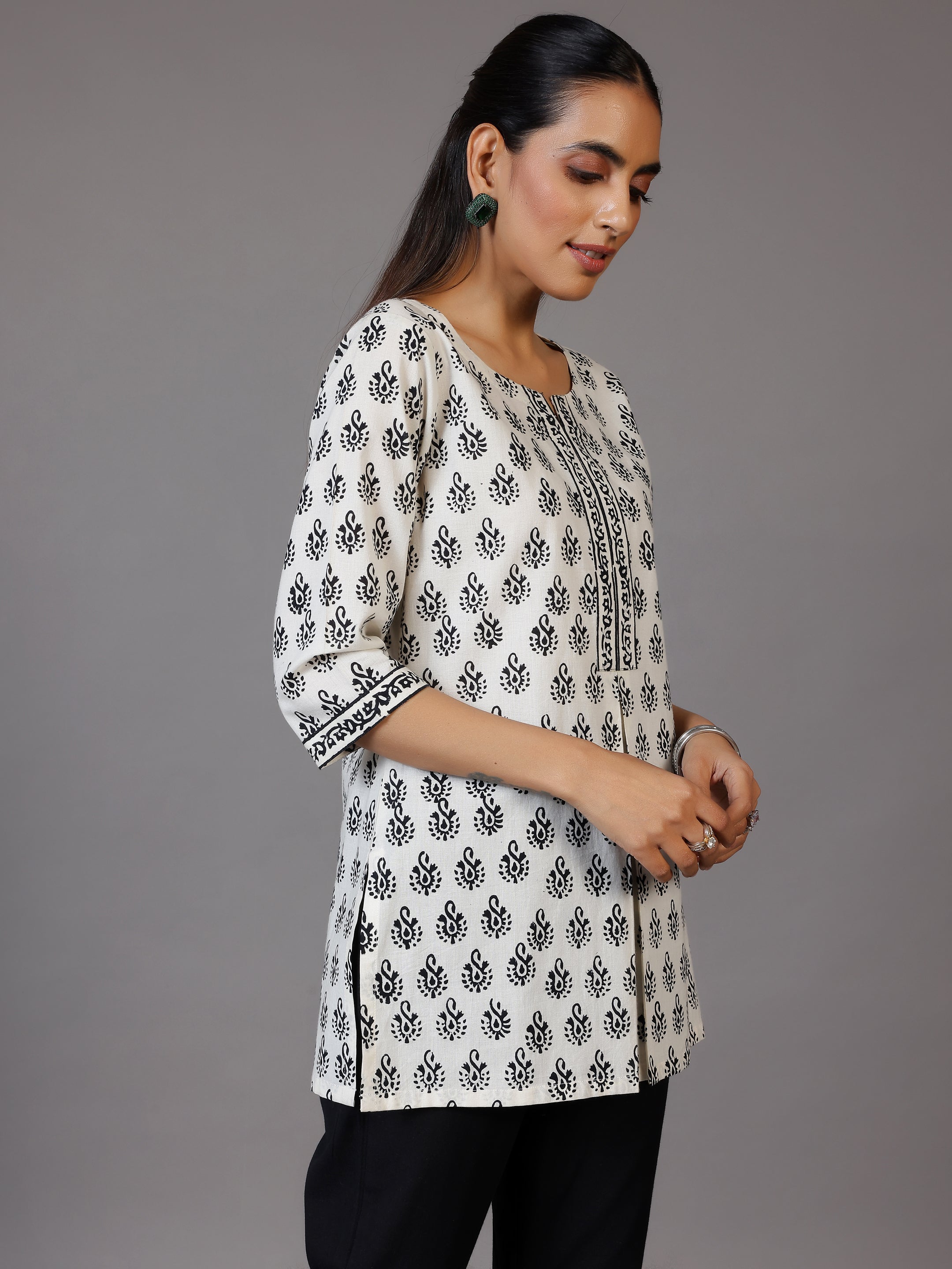 White Printed Cotton Straight Kurti