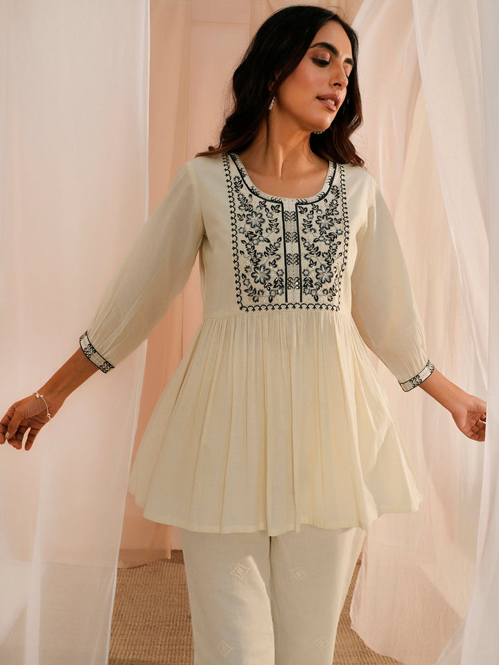 Off White Yoke Design Cotton A-Line Kurti - ShopLibas