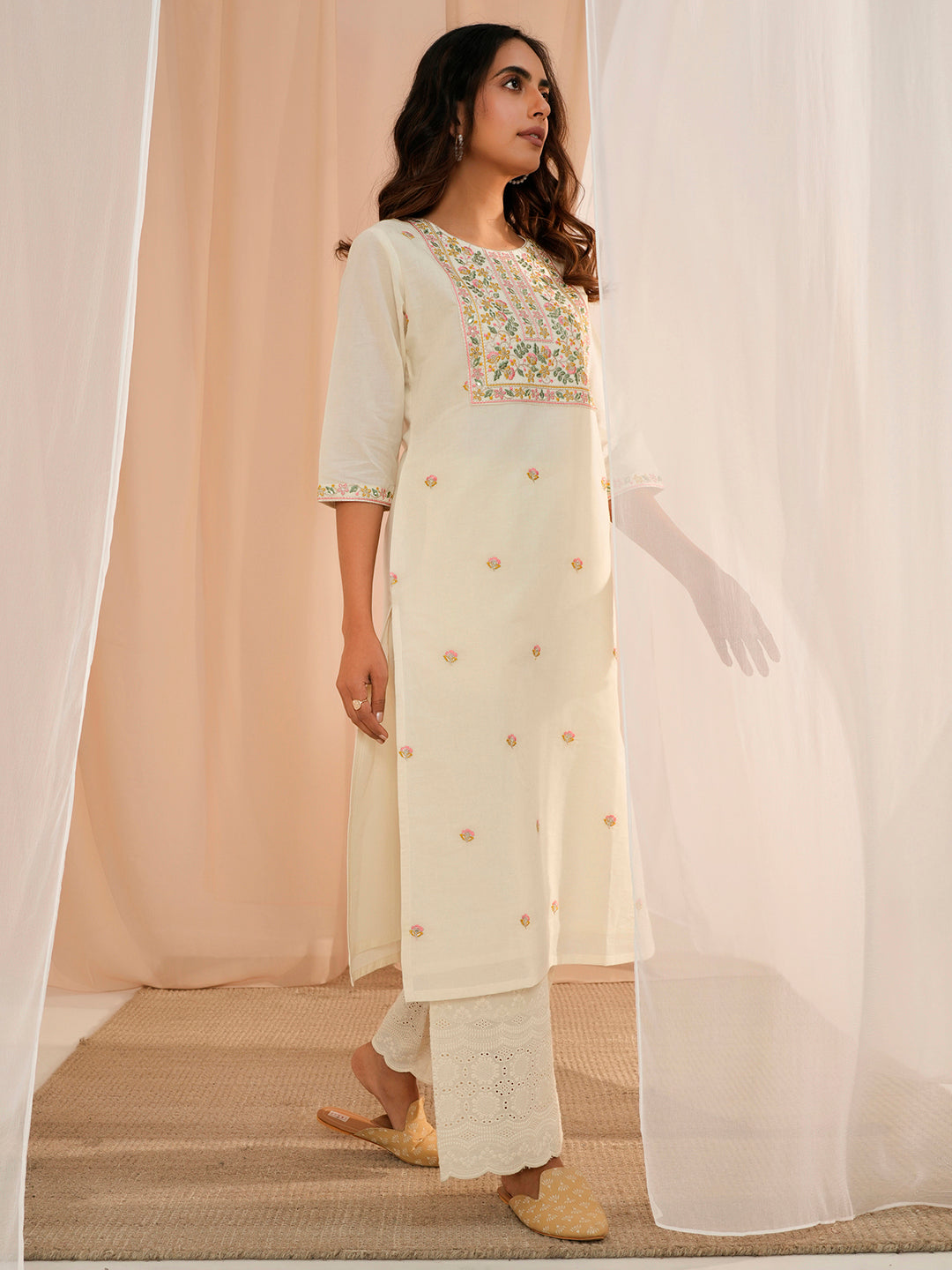 Off White Embroidered Cotton Straight Kurta